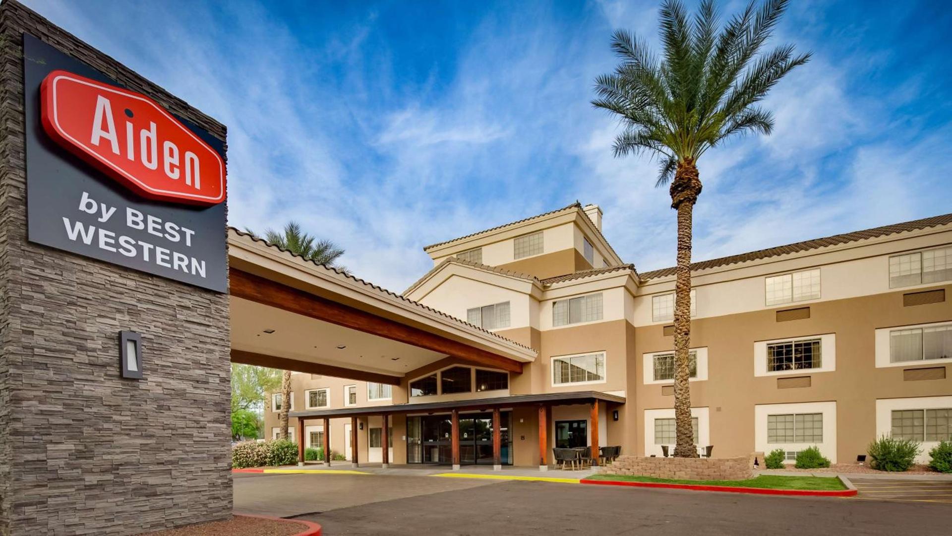 Aiden by Best Western Scottsdale North photo 3