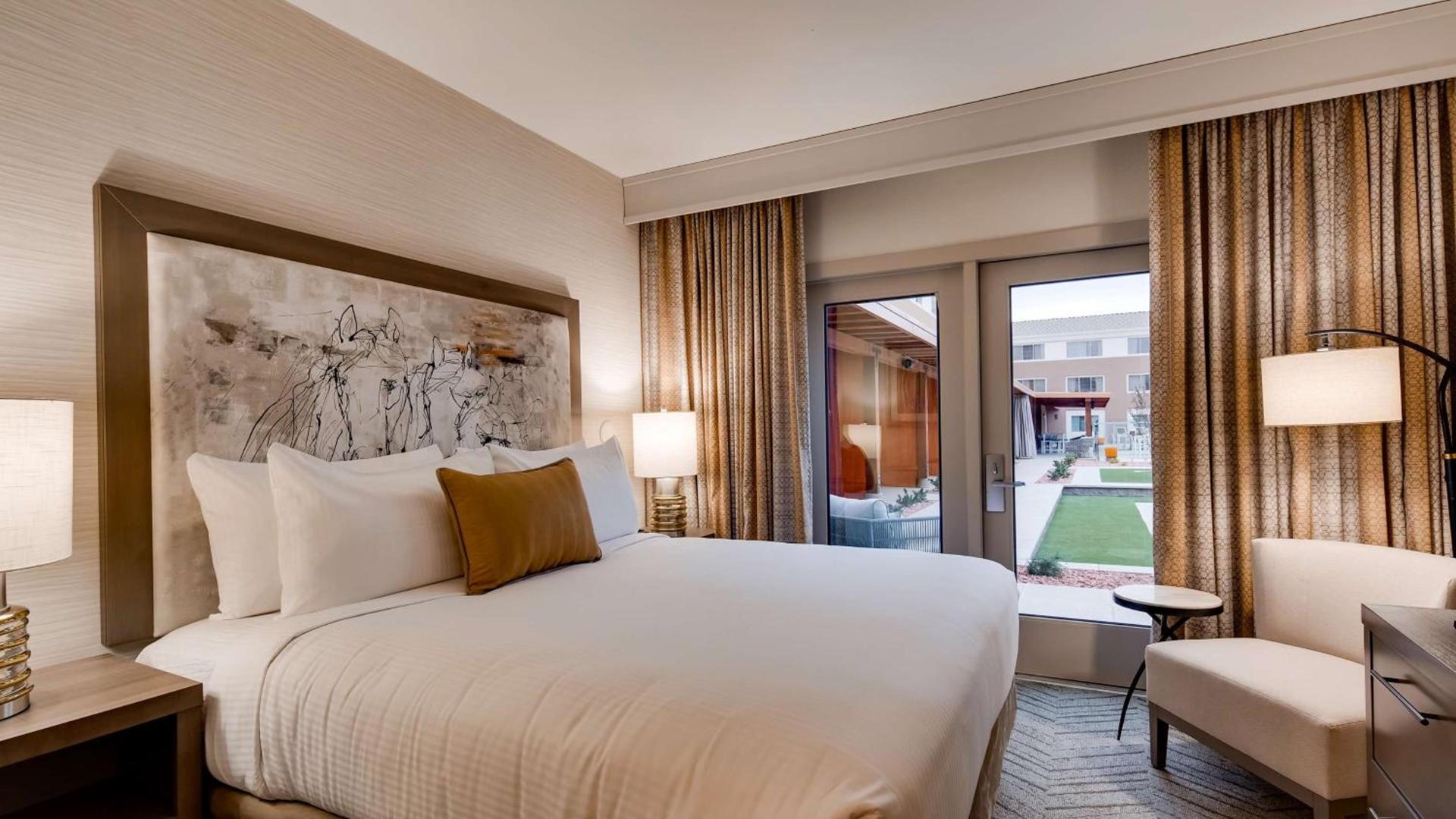 Aiden by Best Western Scottsdale North photo 21