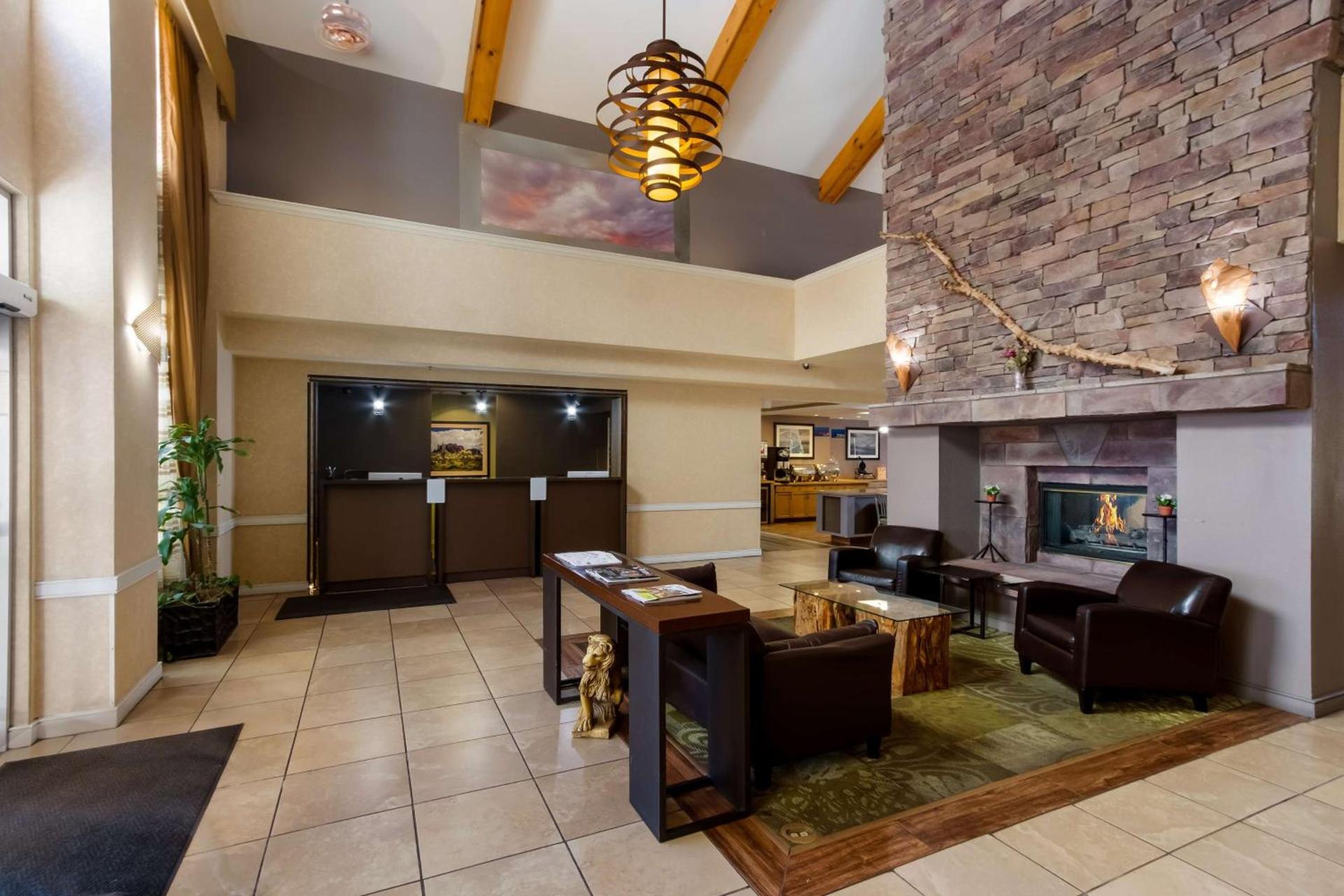 Howard Johnson by Wyndham Tempe University/Phoenix photo 2