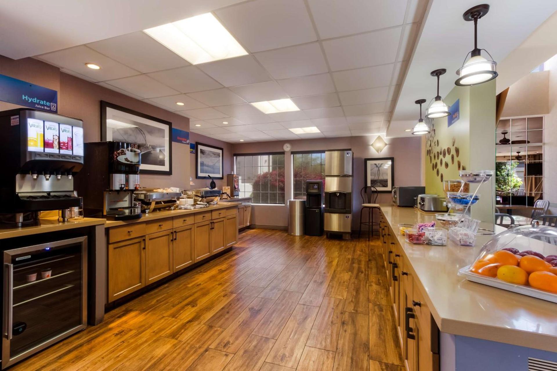 Howard Johnson by Wyndham Tempe University/Phoenix photo 47