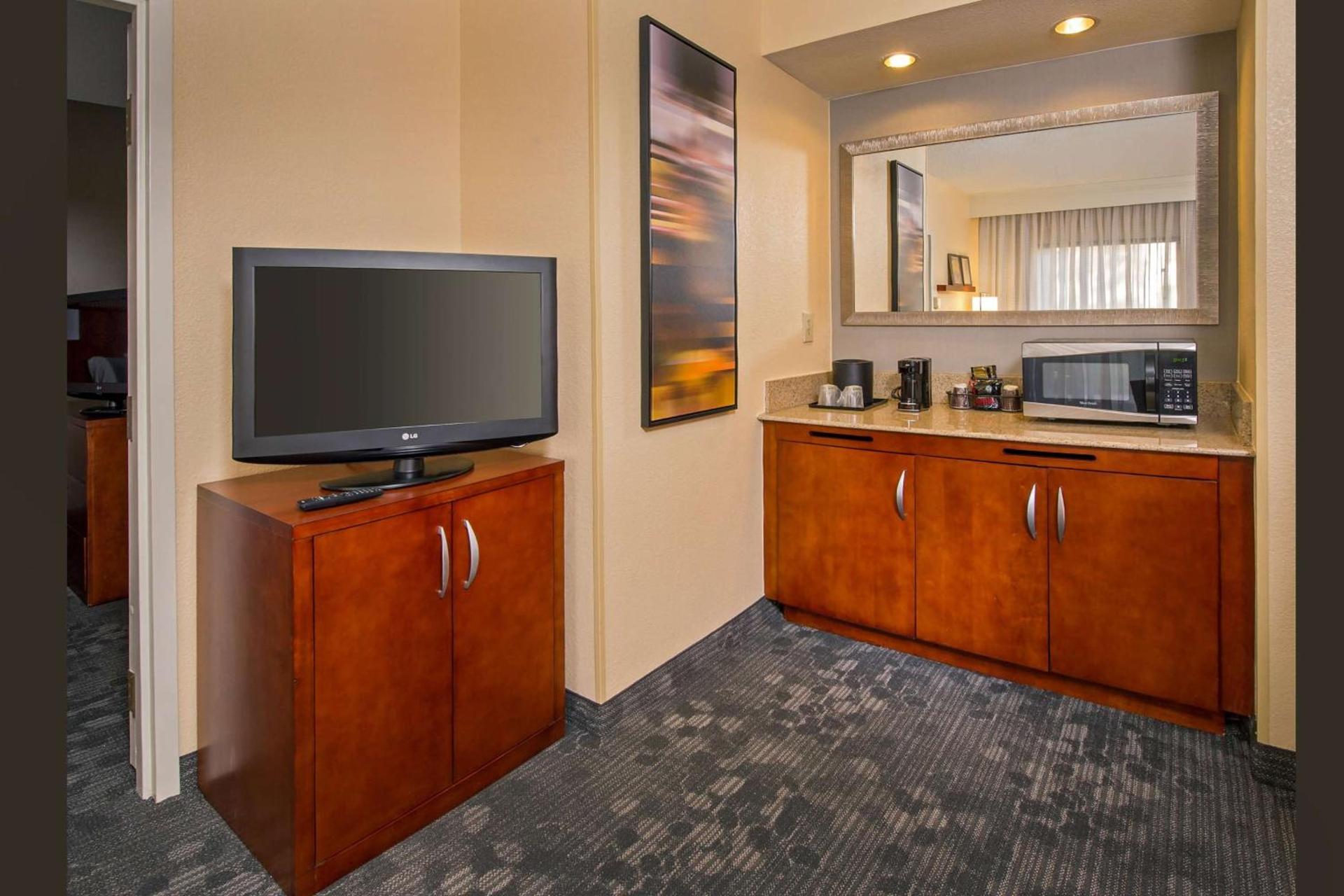 Sonesta Select Charlotte University Research Park photo 13