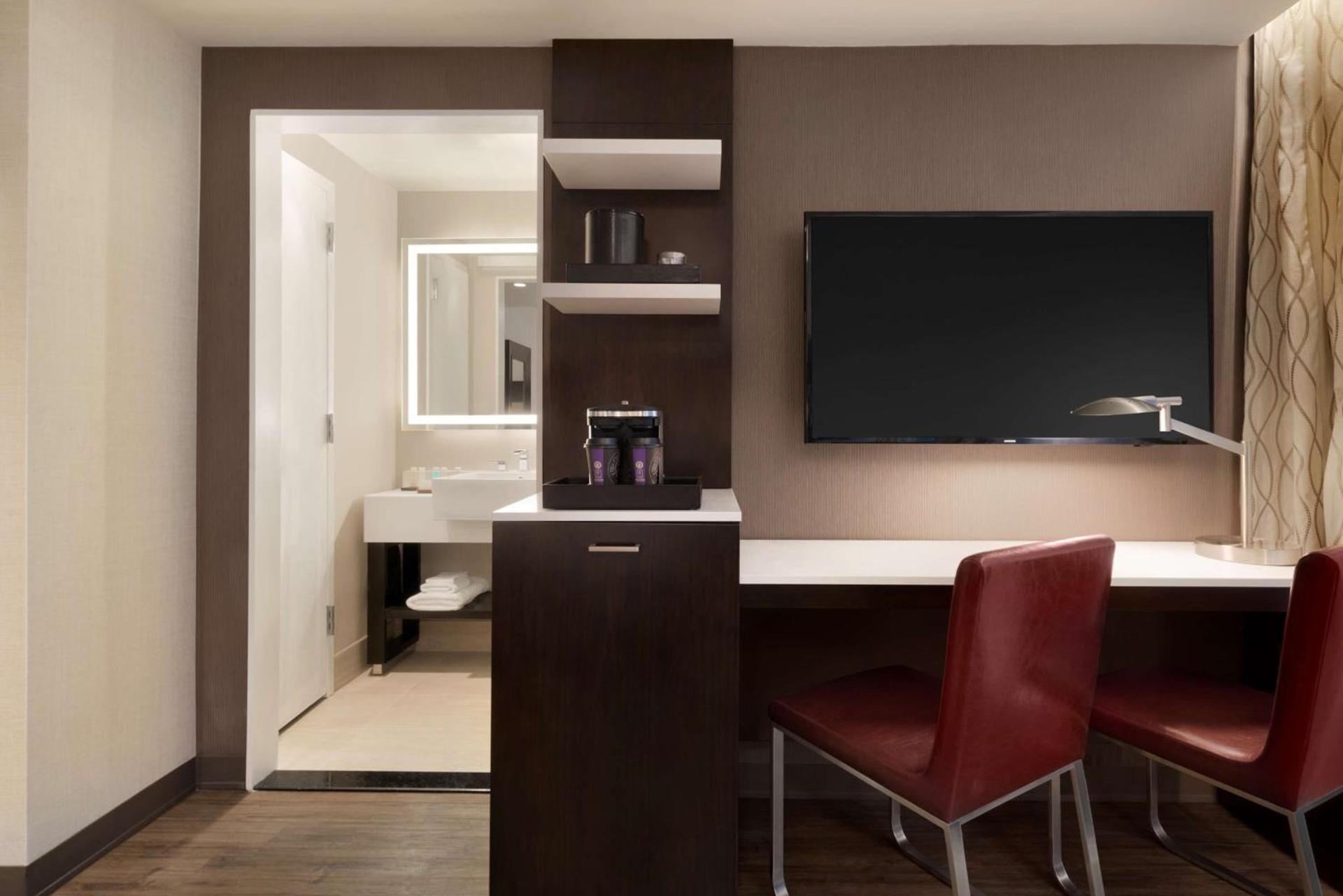 Newly Renovated Embassy Suites By Hilton New York Manhattan Times Square photo 73