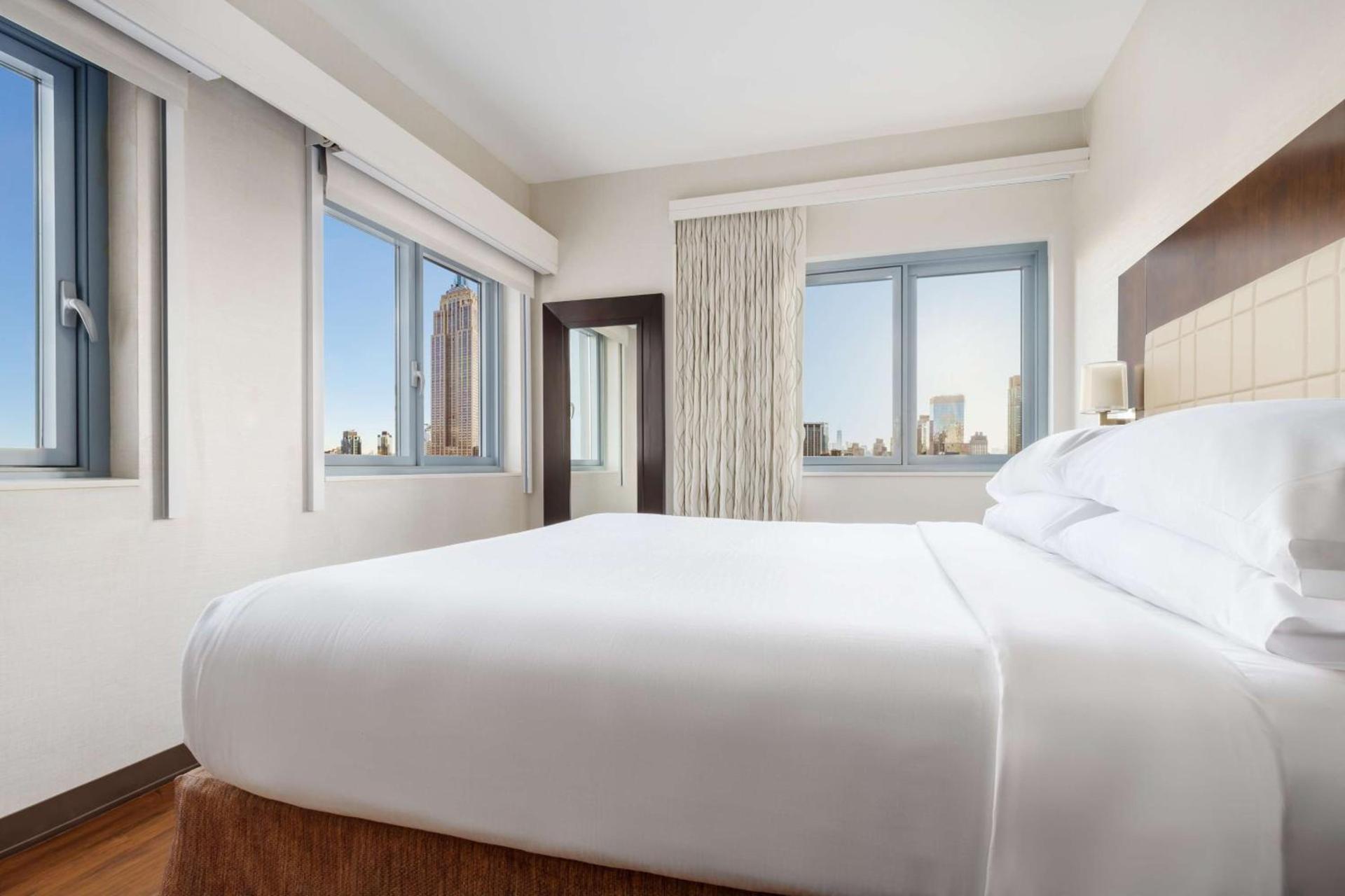 Newly Renovated Embassy Suites By Hilton New York Manhattan Times Square photo 79