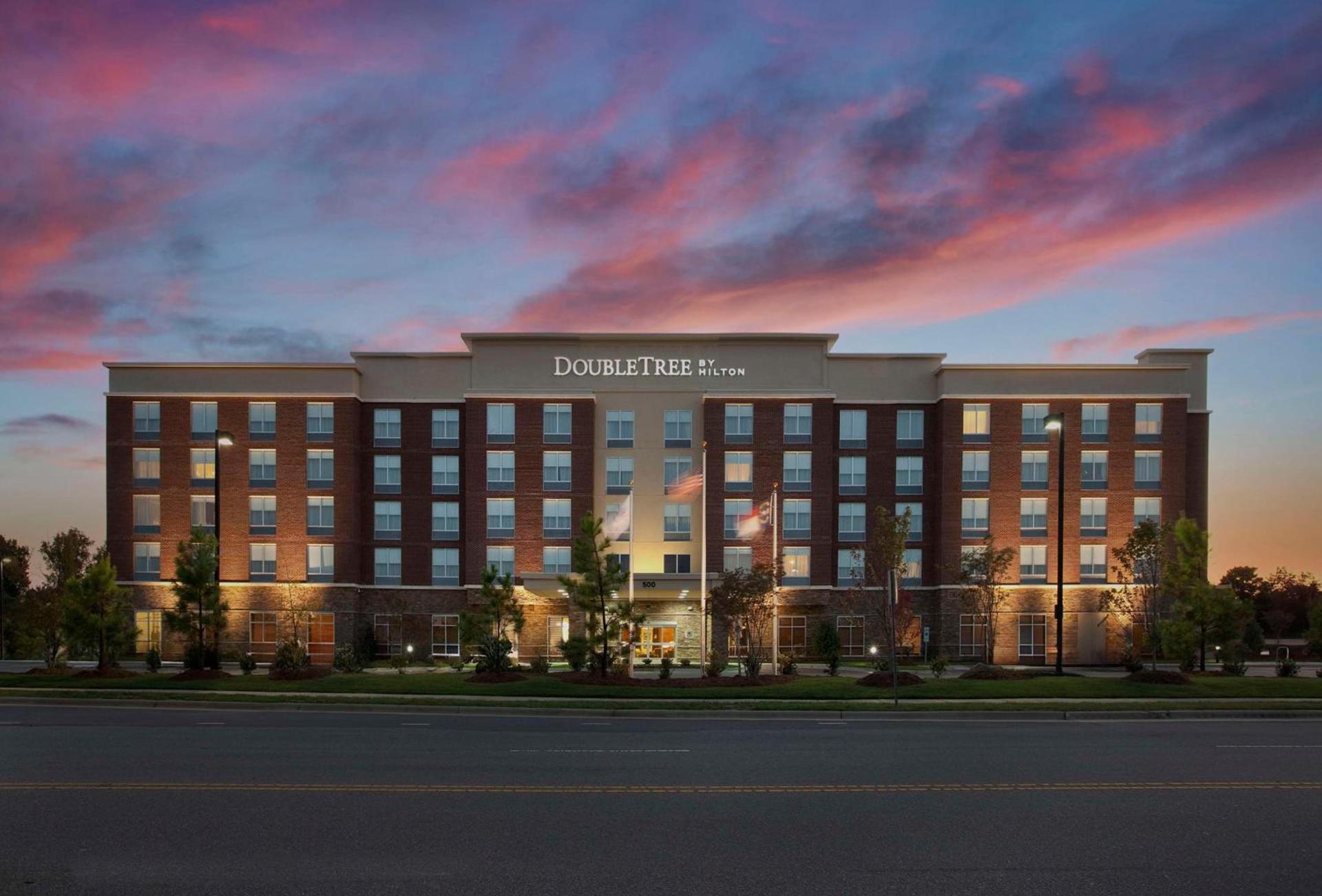 DoubleTree by Hilton Raleigh-Cary — hotel in Cary