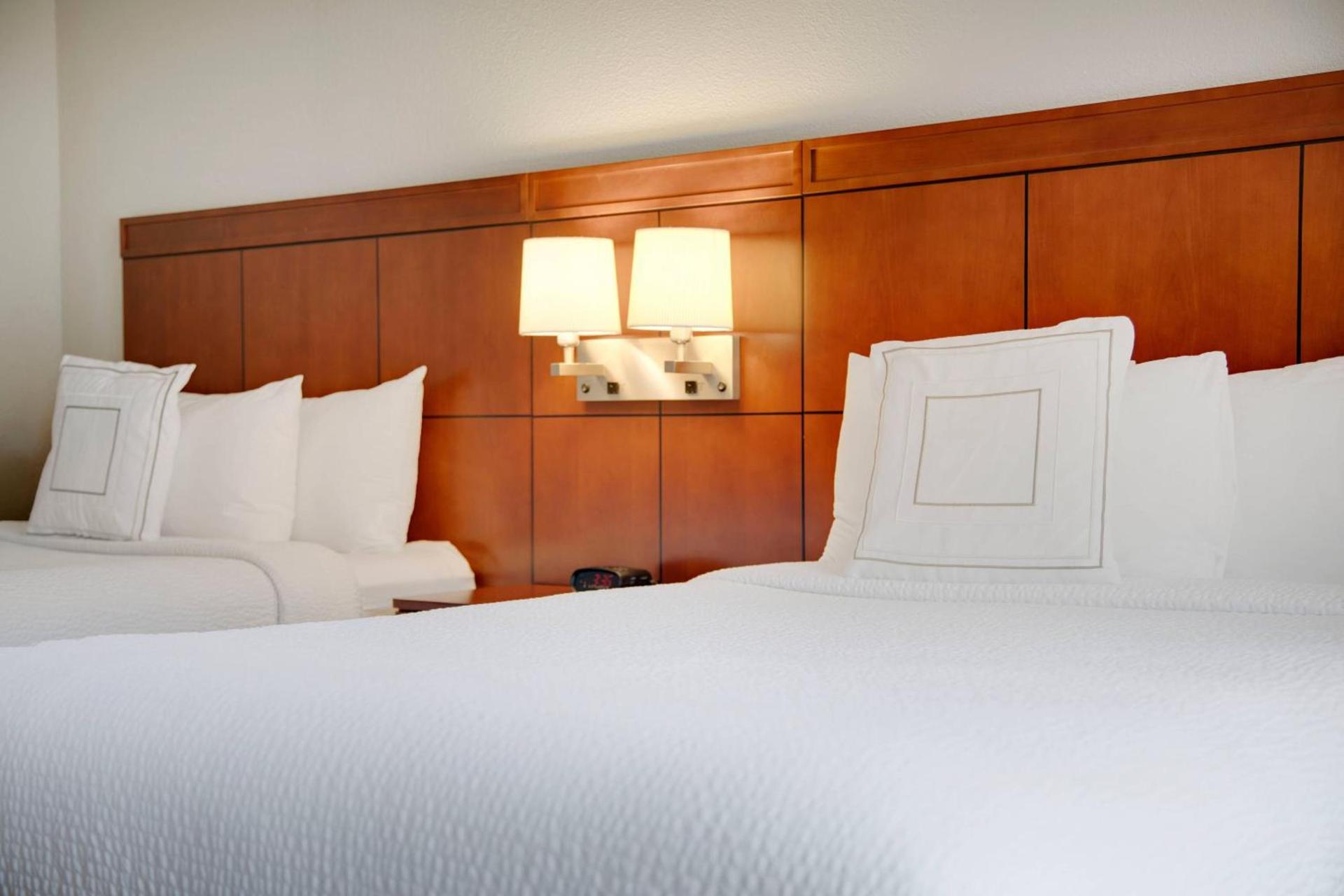 Courtyard by Marriott Atlanta Windy Hill/Ballpark photo 10