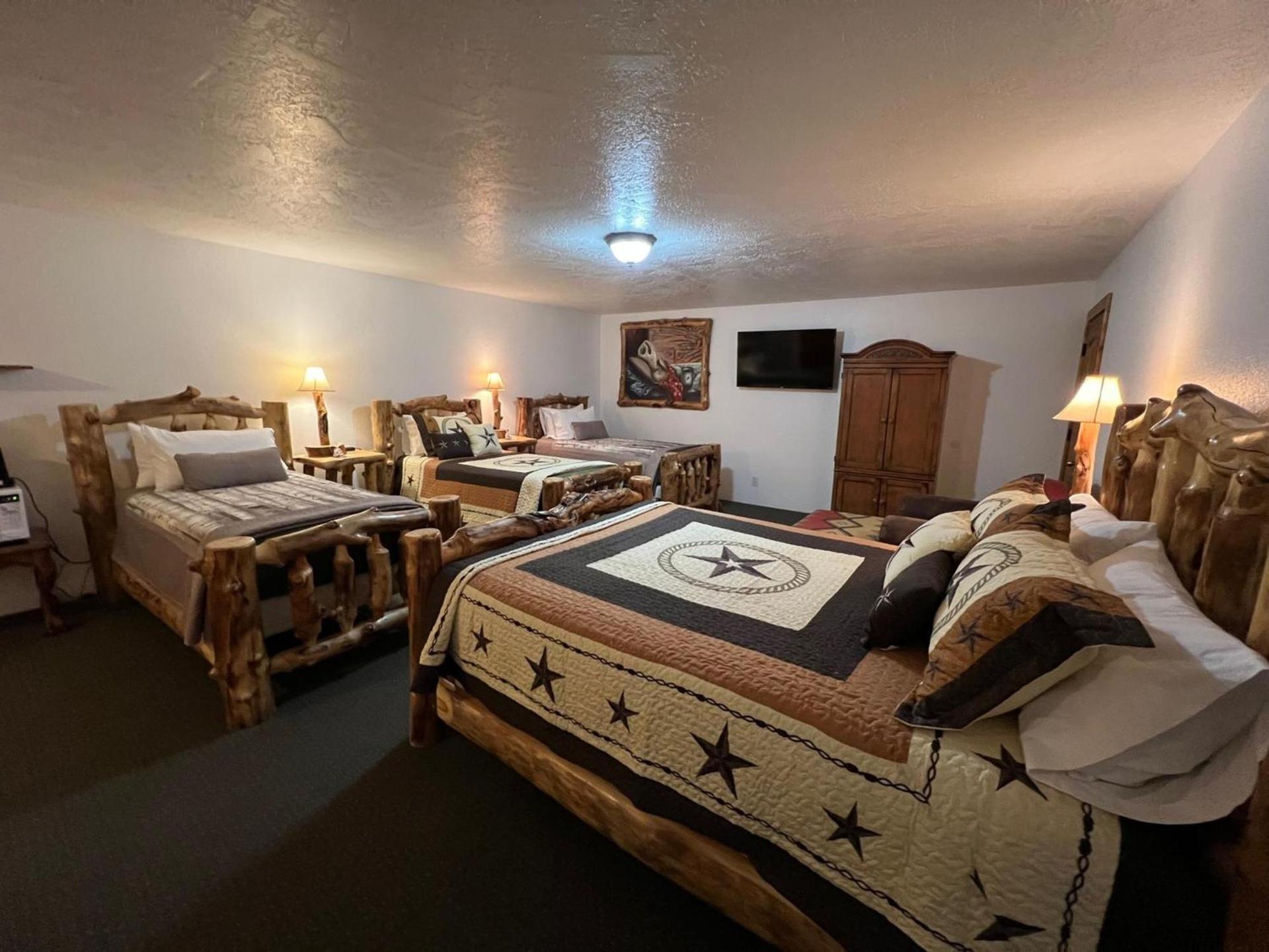 THE SNUGGLE INN photo 71