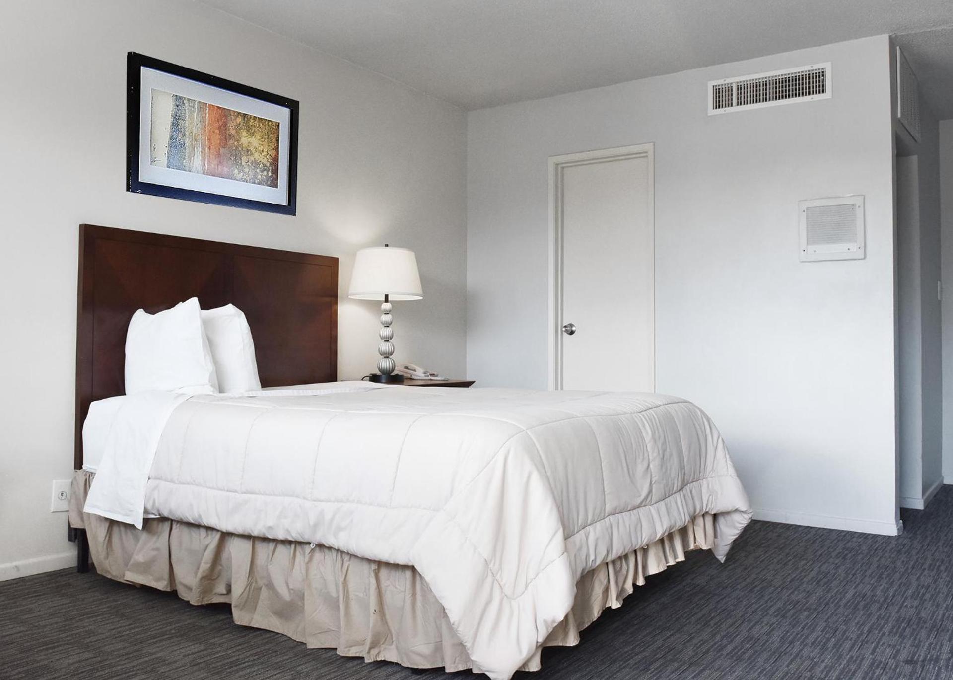 GREELEY UNIVERSITY INN/ GREELEY INN photo 4