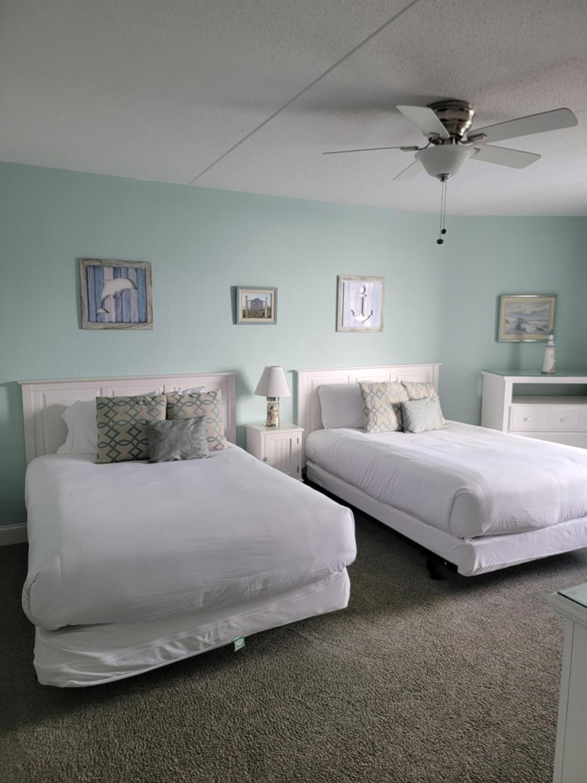 Nassau Inn Beachfront photo 29