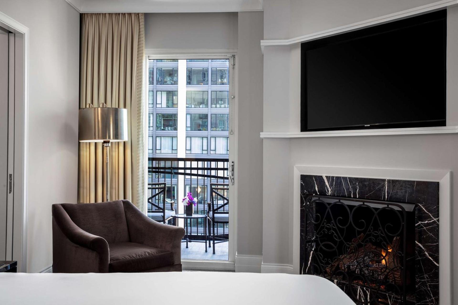 Waldorf Astoria Chicago photo 48