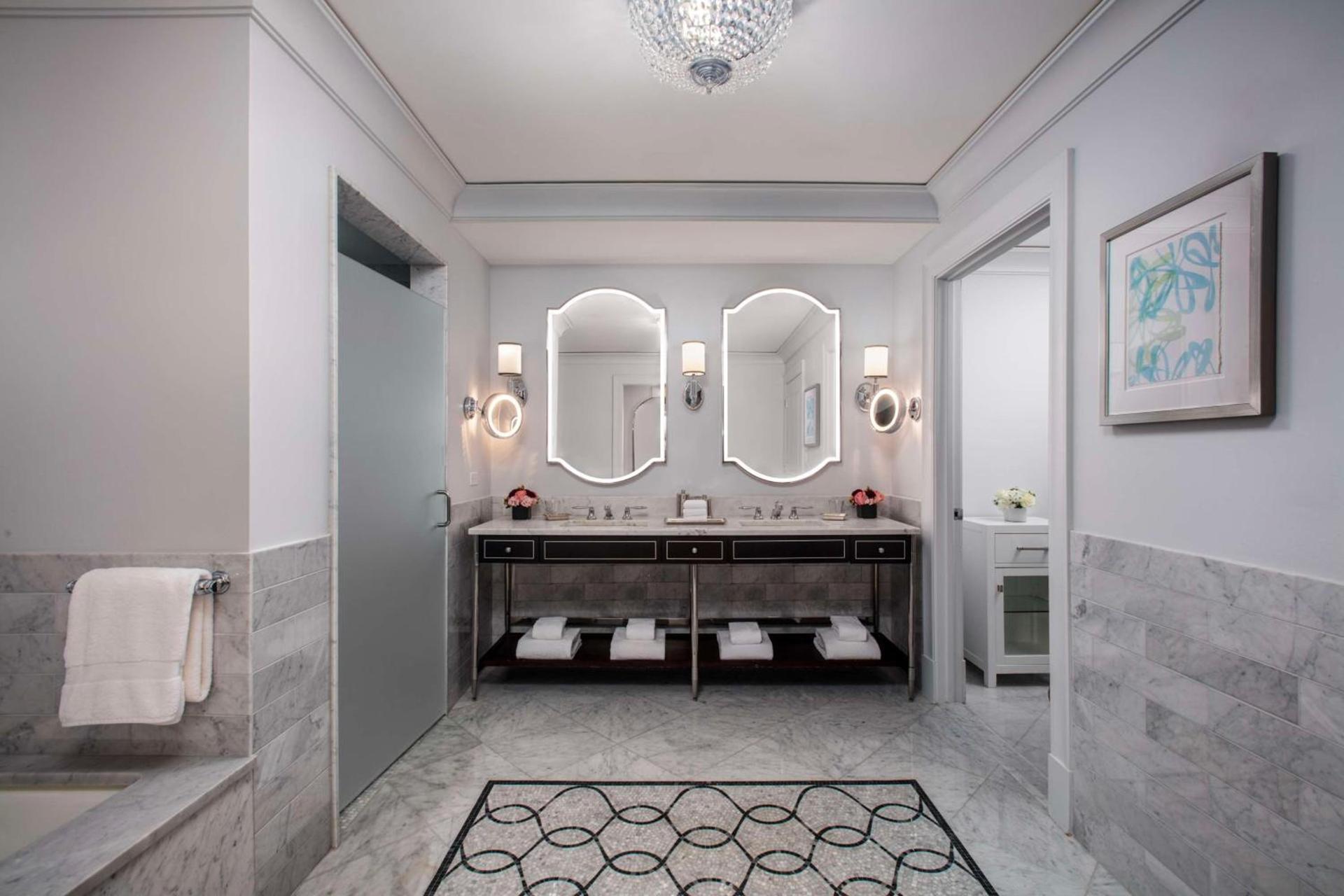 Waldorf Astoria Chicago photo 60
