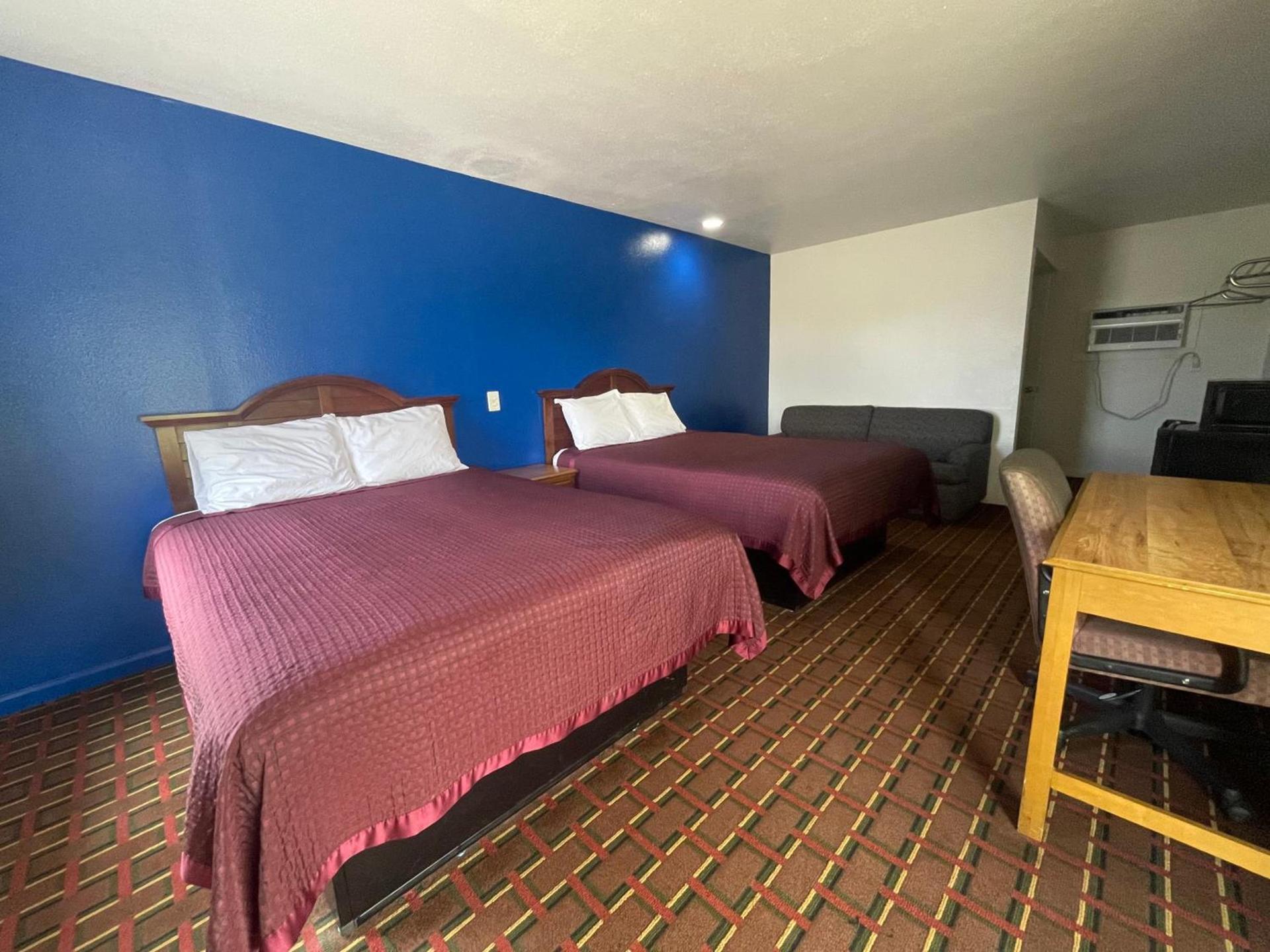 Red River Inn photo 12