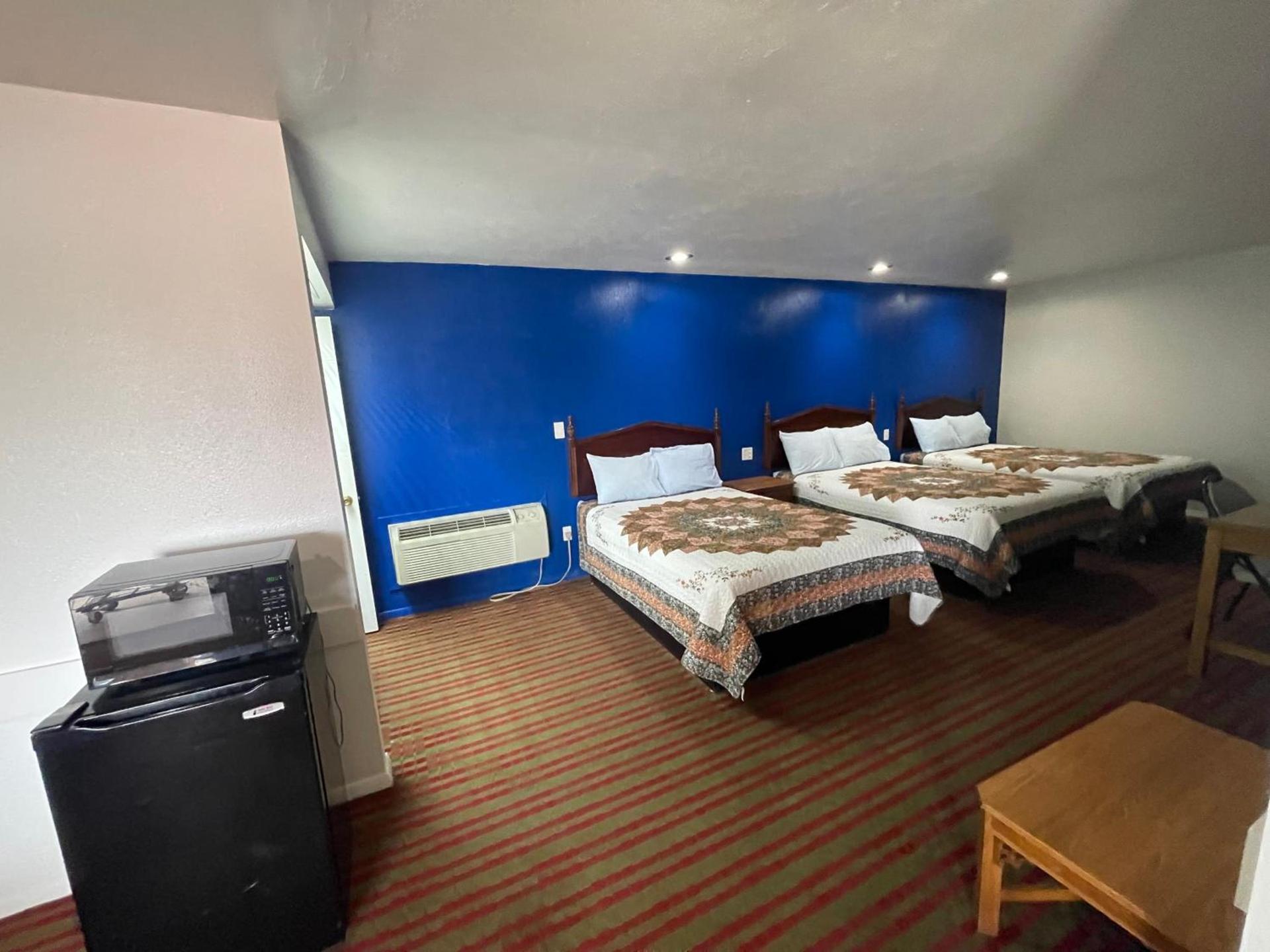Red River Inn photo 8