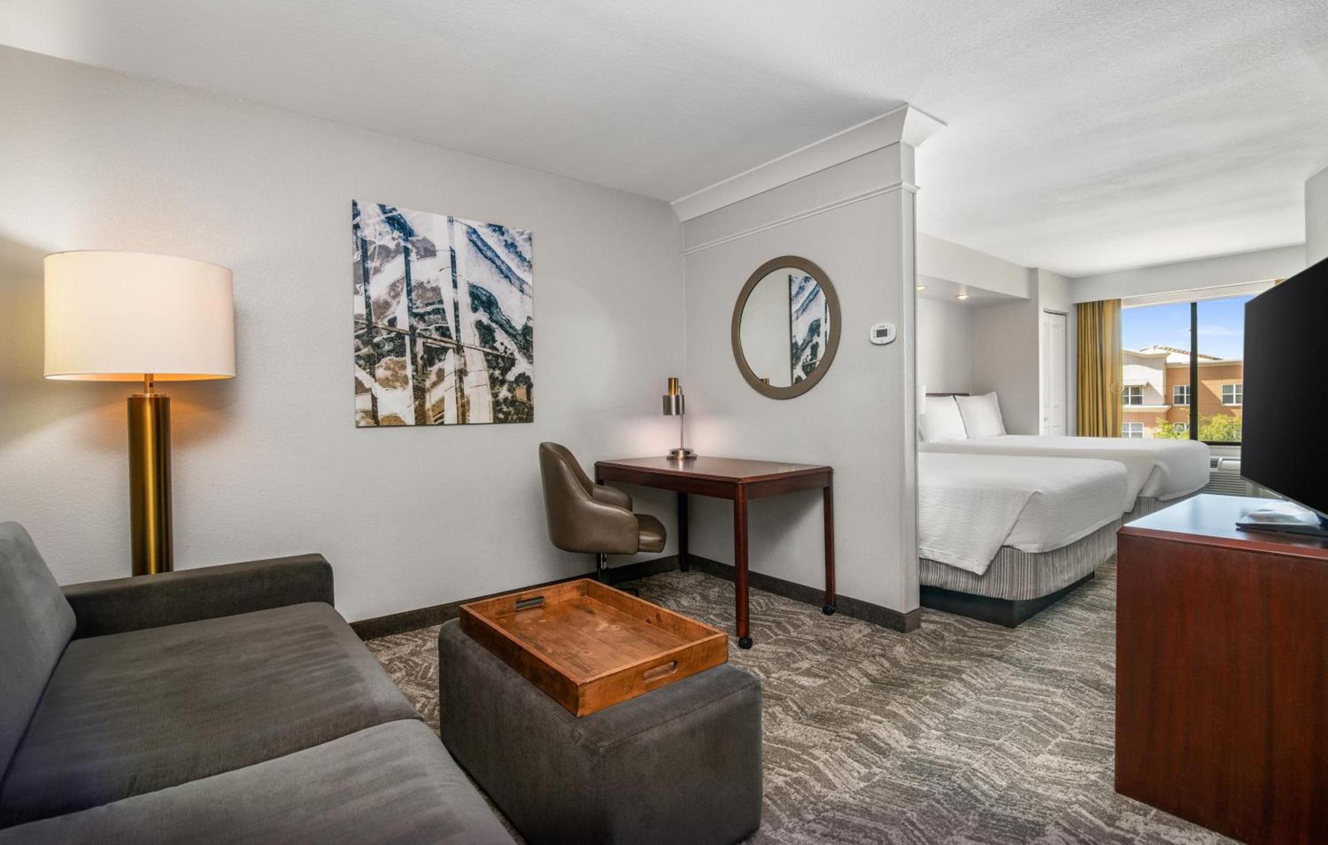 SpringHill Suites Phoenix Glendale Sports & Entertainment District photo 17