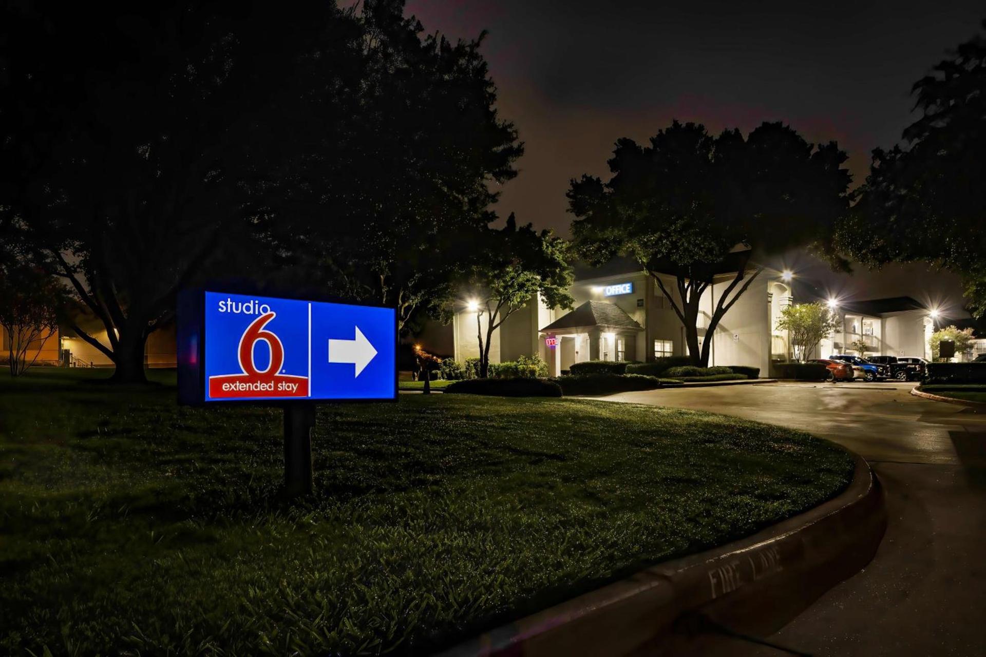 Studio 6-Arlington, TX - South - Dallas photo 27