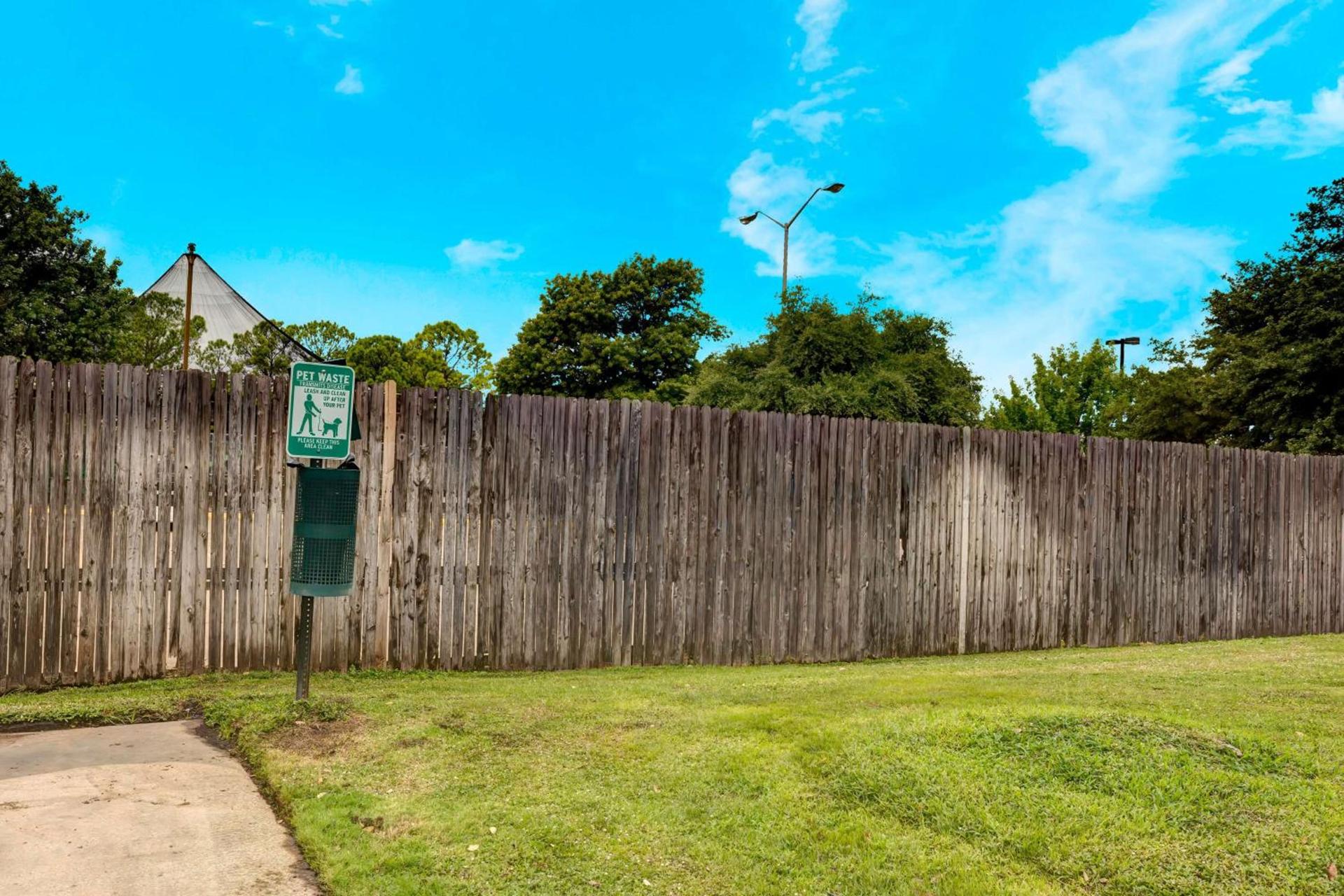 Studio 6-Arlington, TX - South - Dallas photo 26