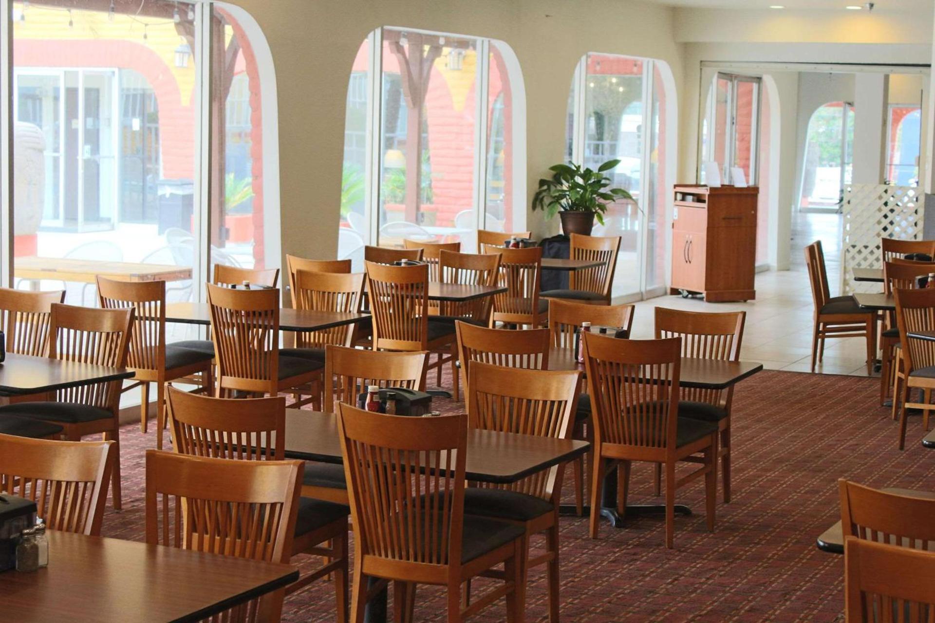 Hotel Americana photo 16