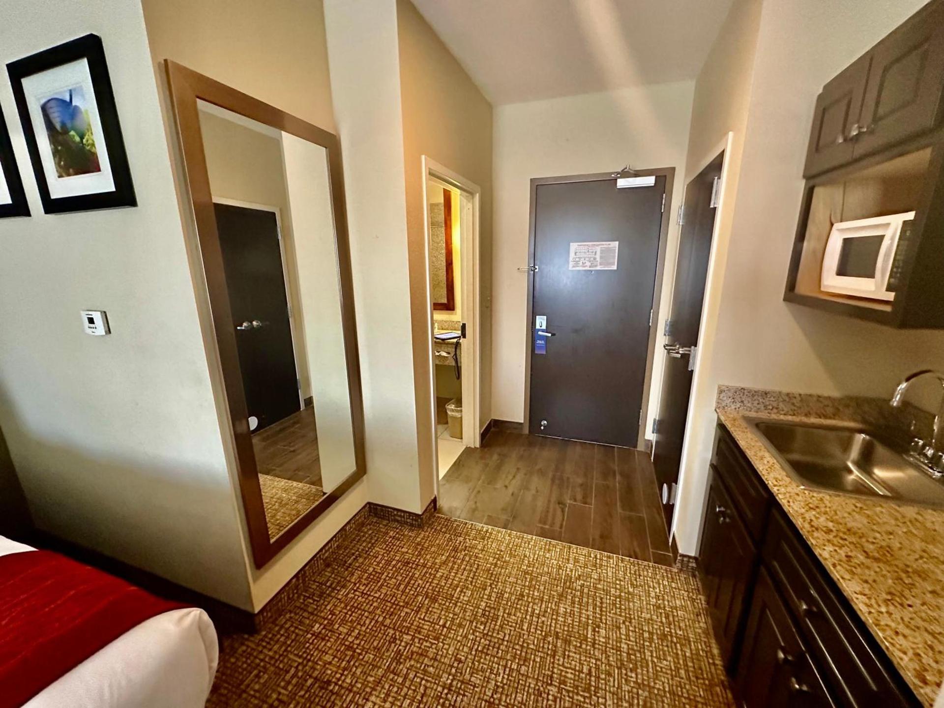 Comfort Inn & Suites Augusta West Near Fort Gordon photo 63