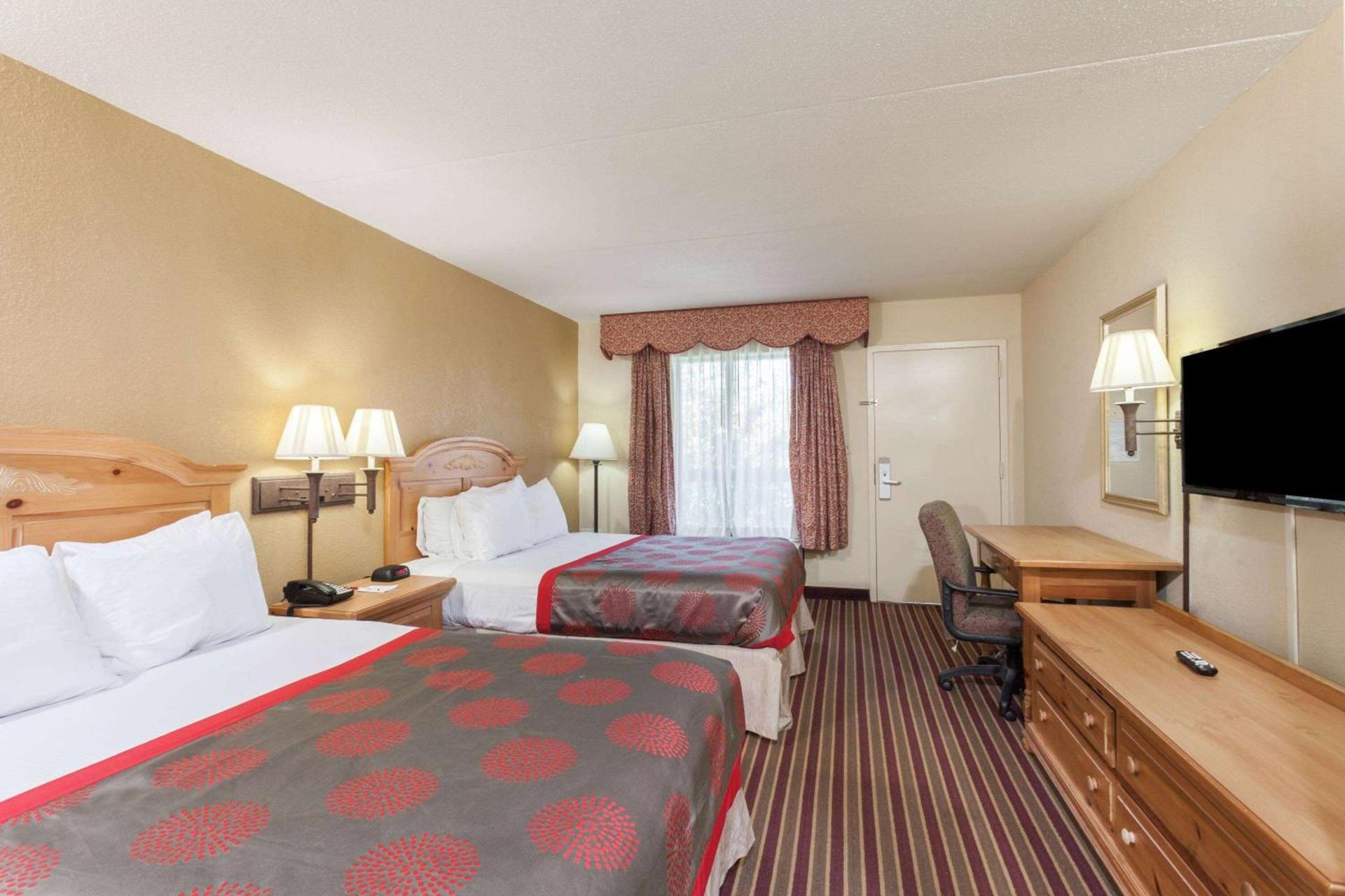 Ramada by Wyndham Lebanon photo 6