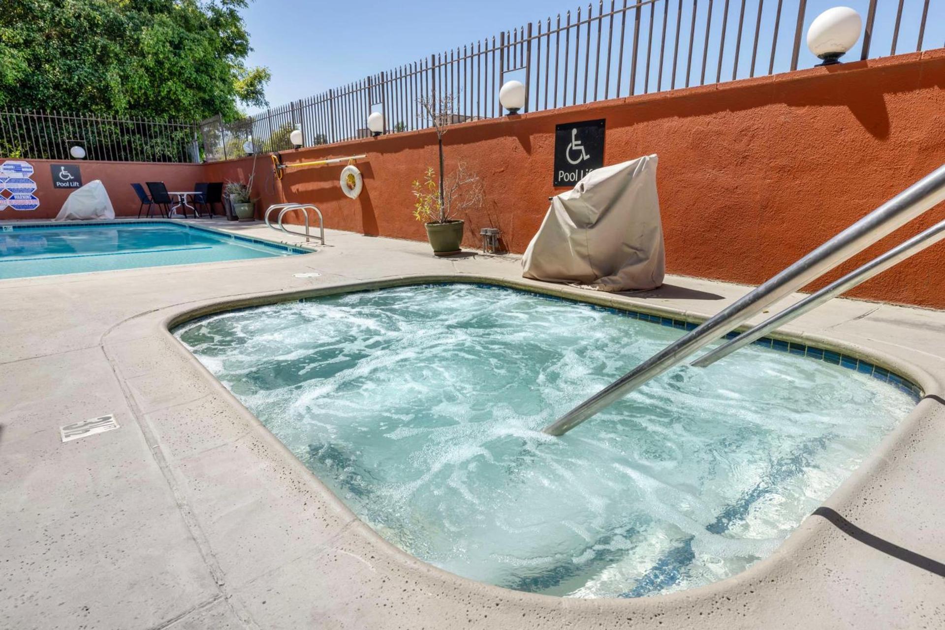 Best Western Los Angeles Worldport Hotel photo 3