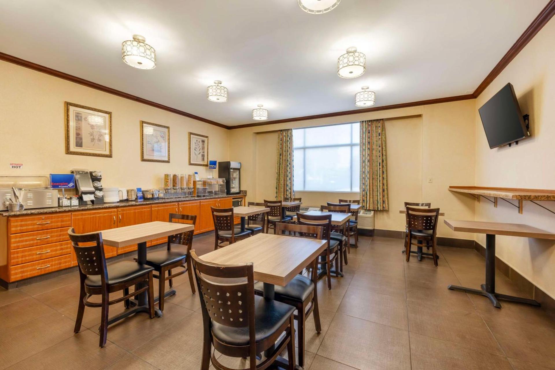 Best Western Los Angeles Worldport Hotel photo 11