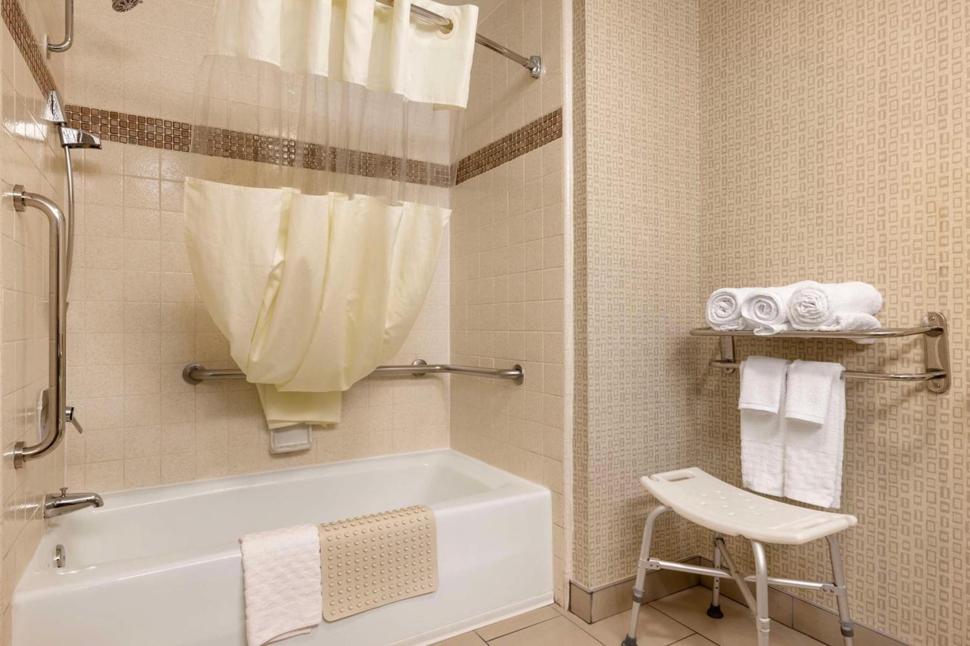 Best Western Los Angeles Worldport Hotel photo 20