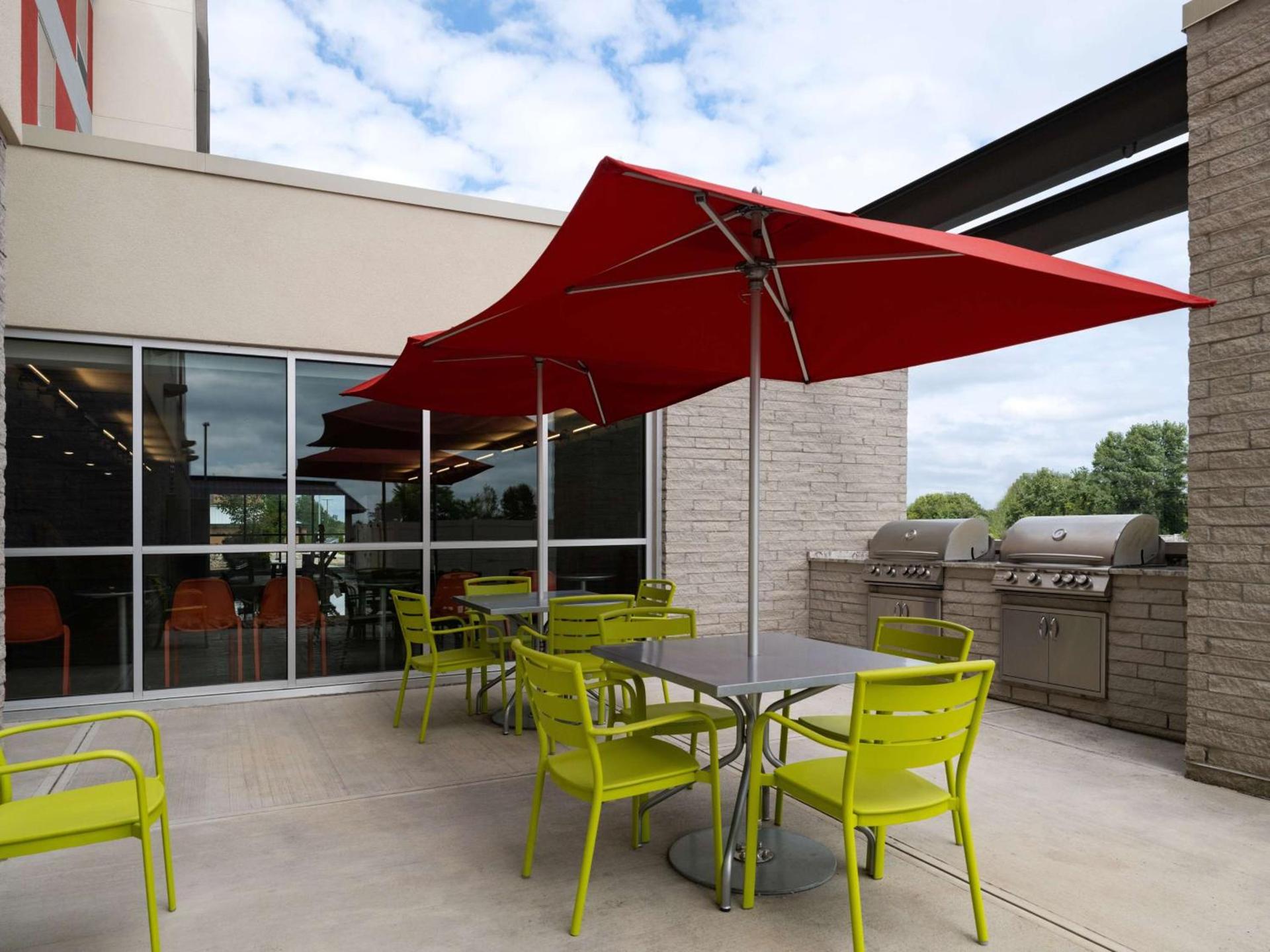 Home2 Suites Troy, OH photo 4