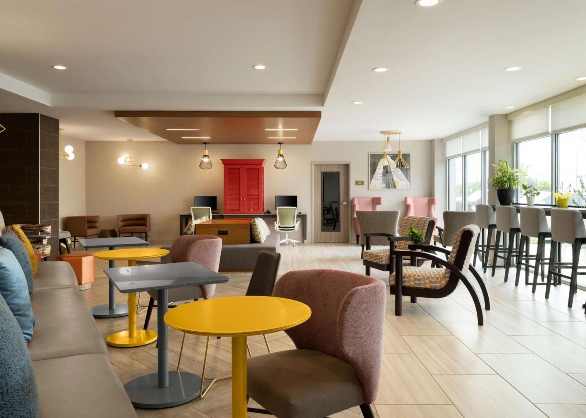Home2 Suites Troy, OH photo 7