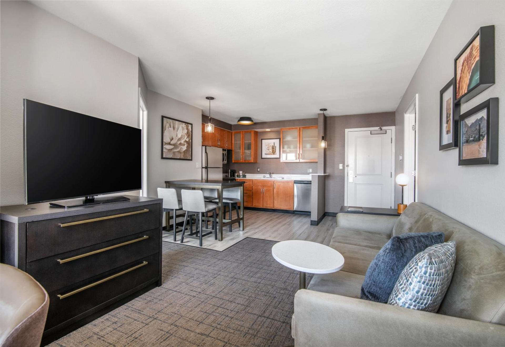 Residence Inn Phoenix Glendale Sports & Entertainment District photo 12