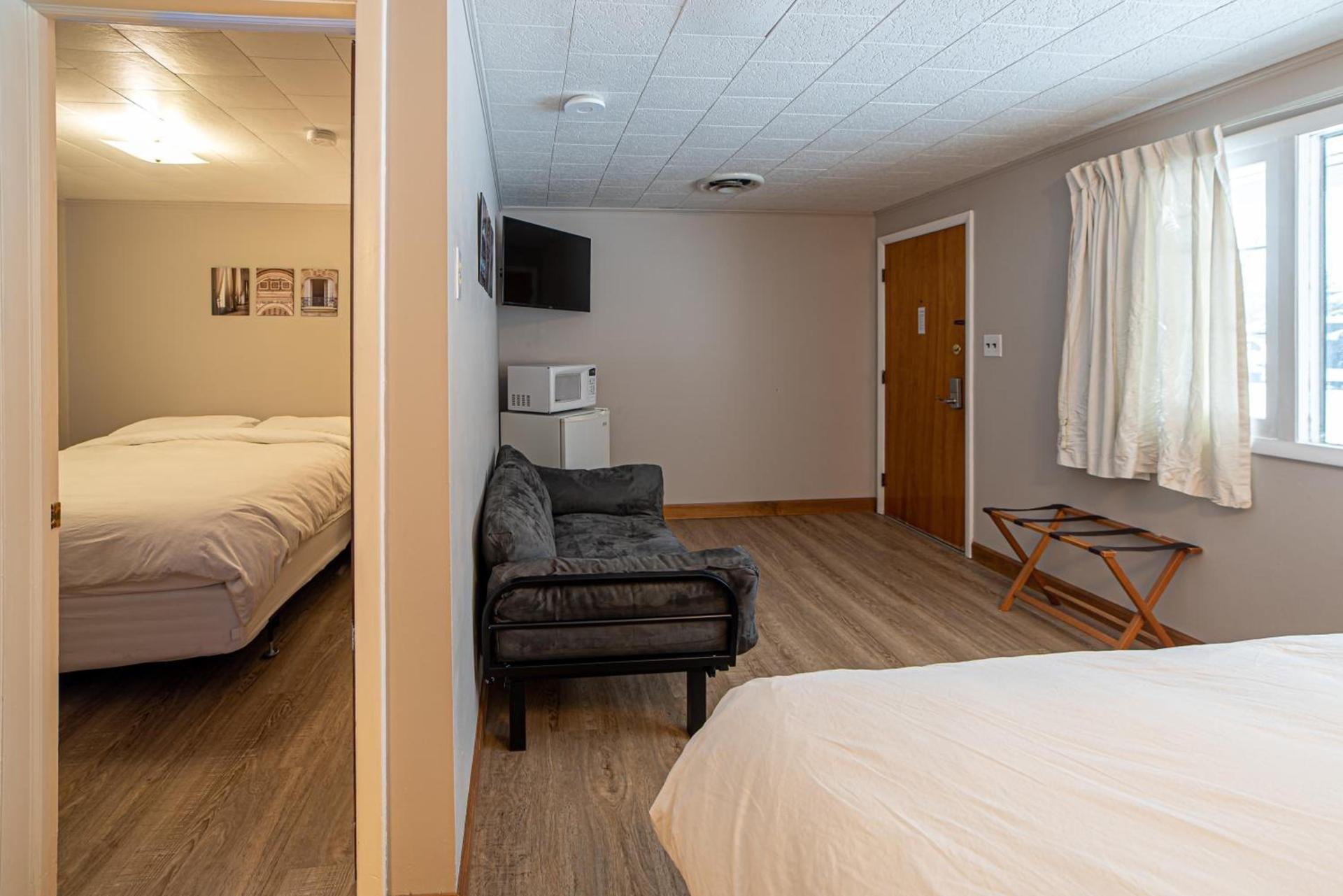 Star Gate Motel photo 53