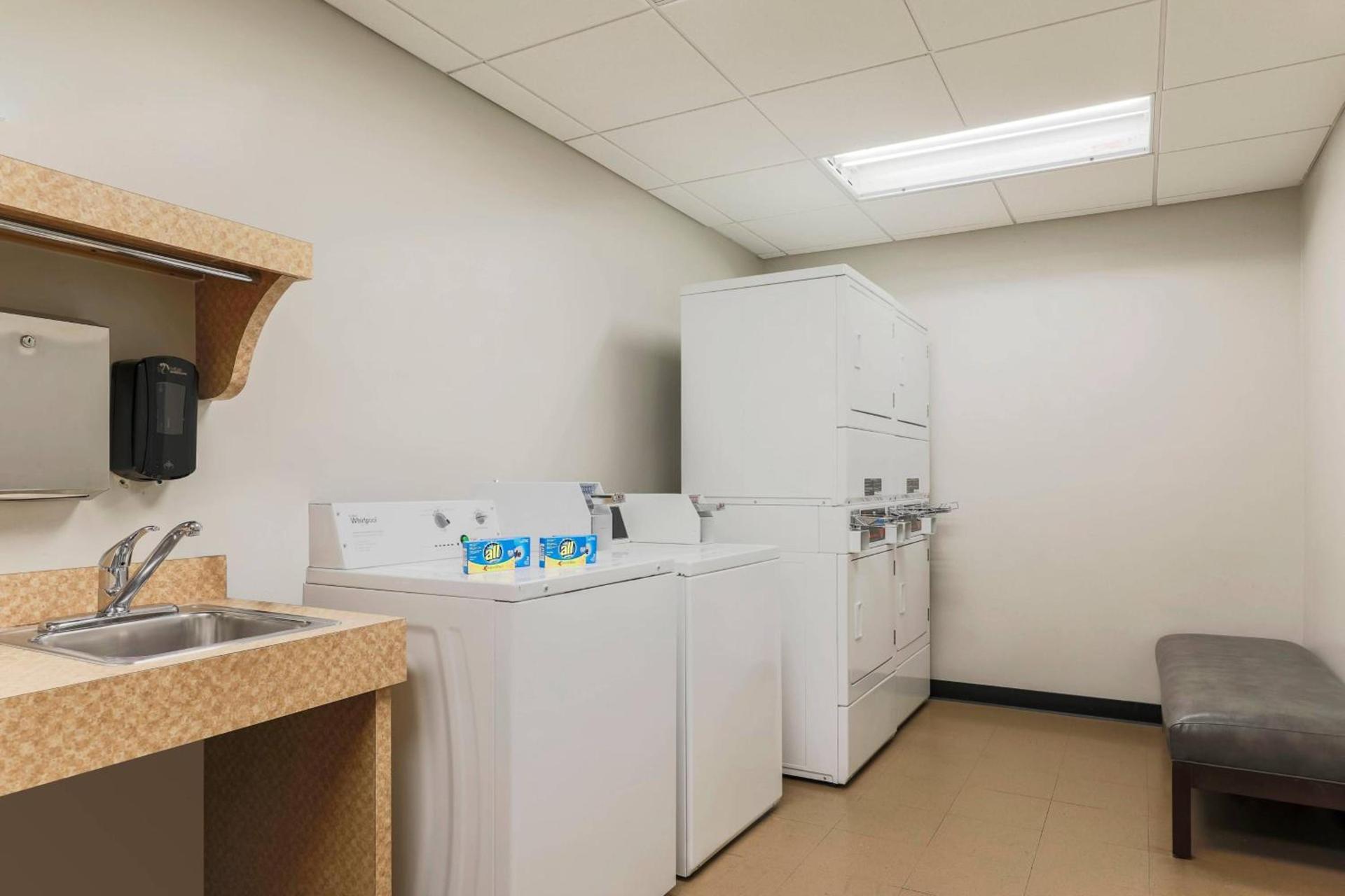 SpringHill Suites Phoenix Glendale Sports & Entertainment District photo 42