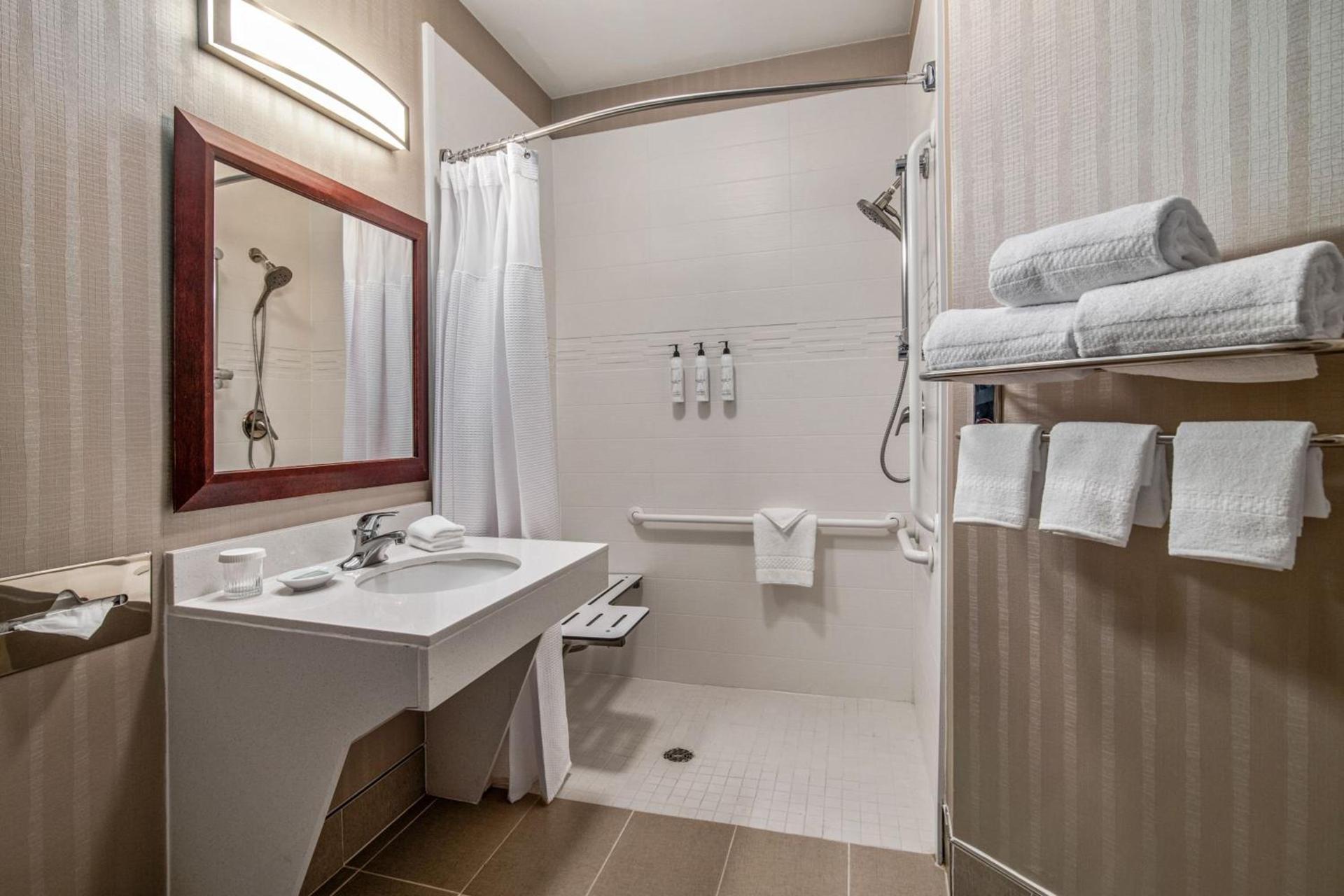 SpringHill Suites Phoenix Glendale Sports & Entertainment District photo 37