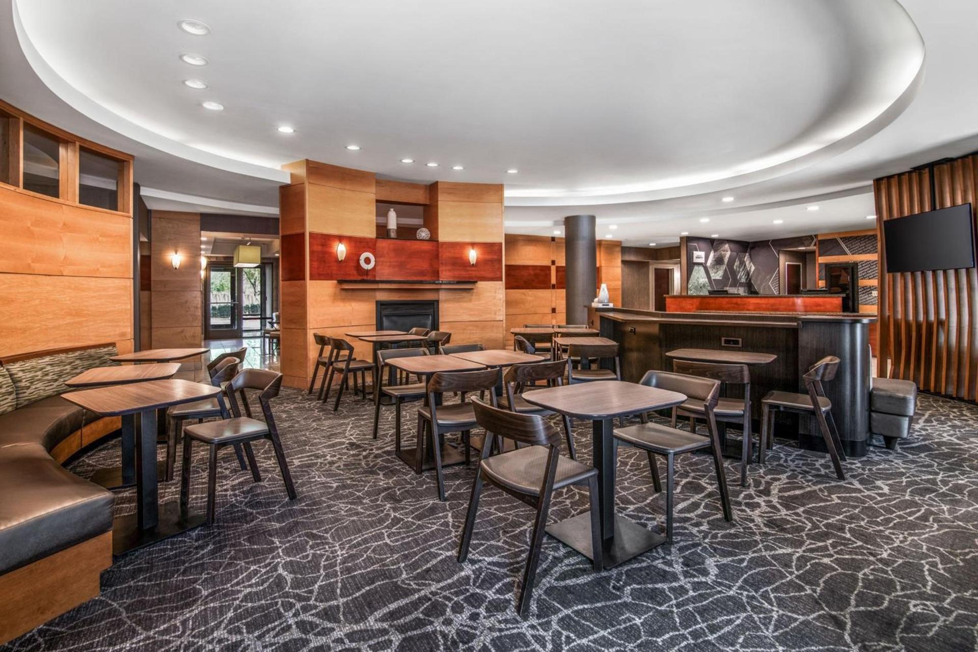 SpringHill Suites Phoenix Glendale Sports & Entertainment District photo 44