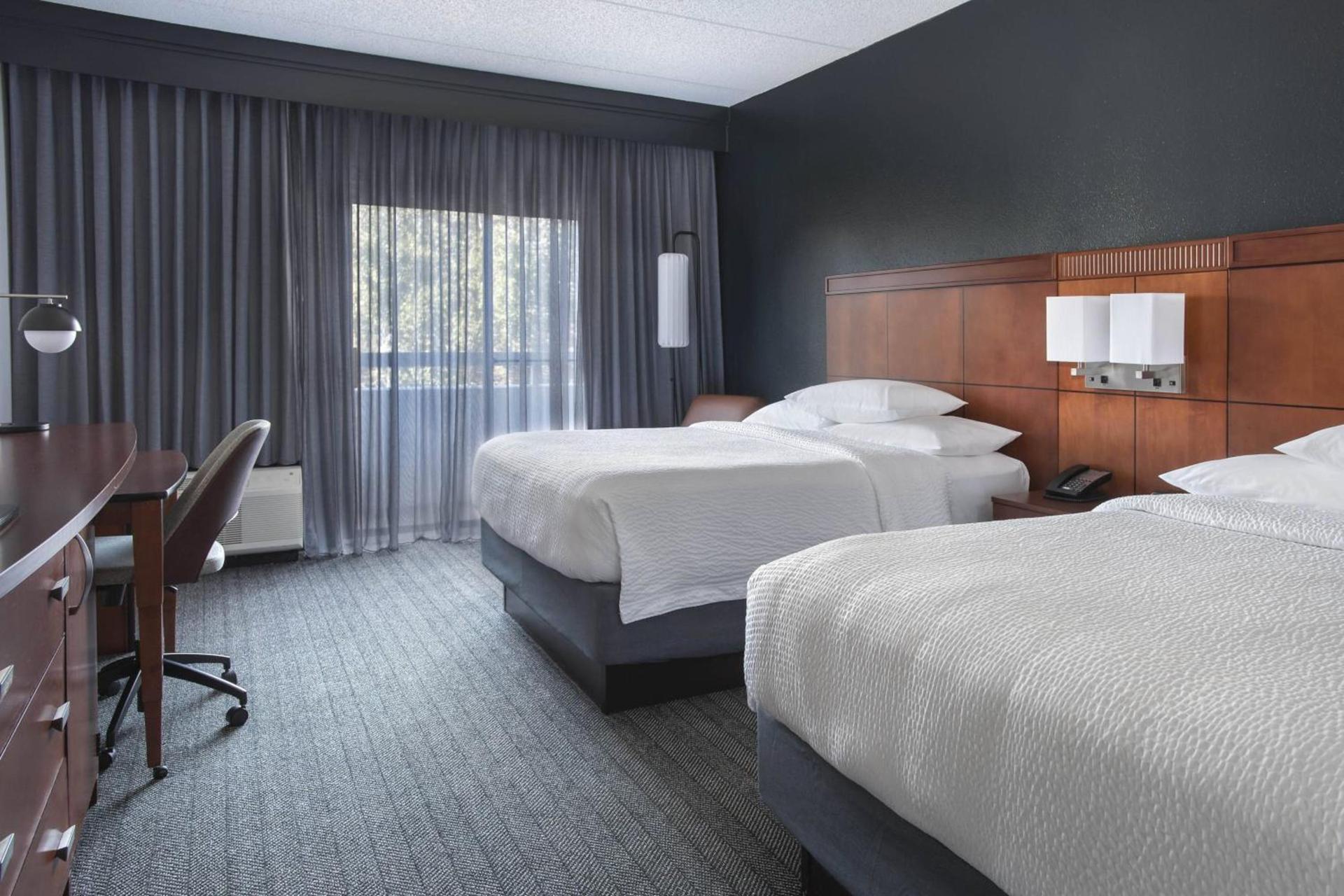 Courtyard by Marriott Norwalk photo 4