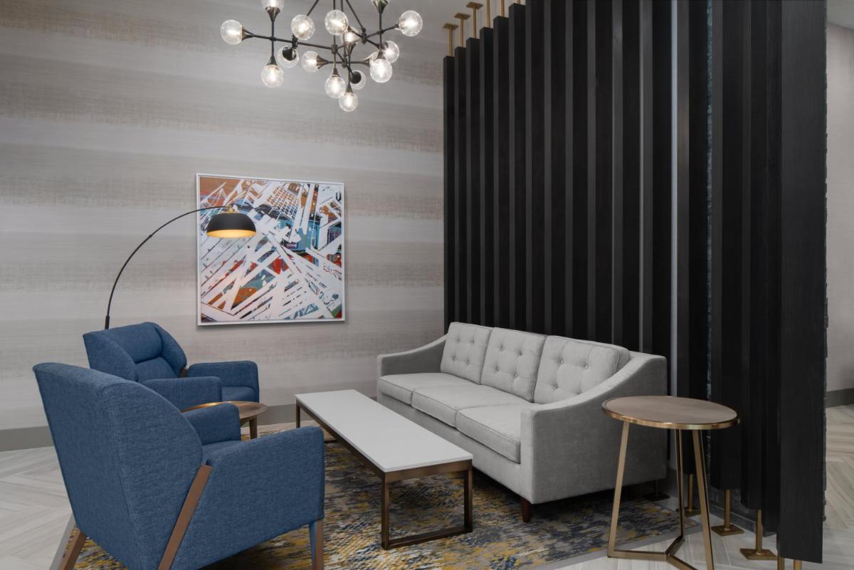Homewood Suites By Hilton Charlotte Uptown First Ward photo 64
