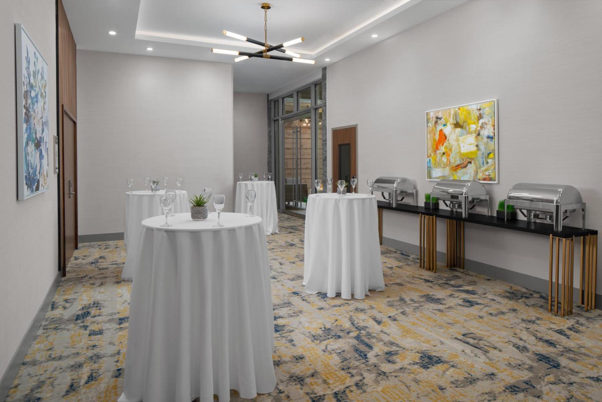 Homewood Suites By Hilton Charlotte Uptown First Ward photo 61