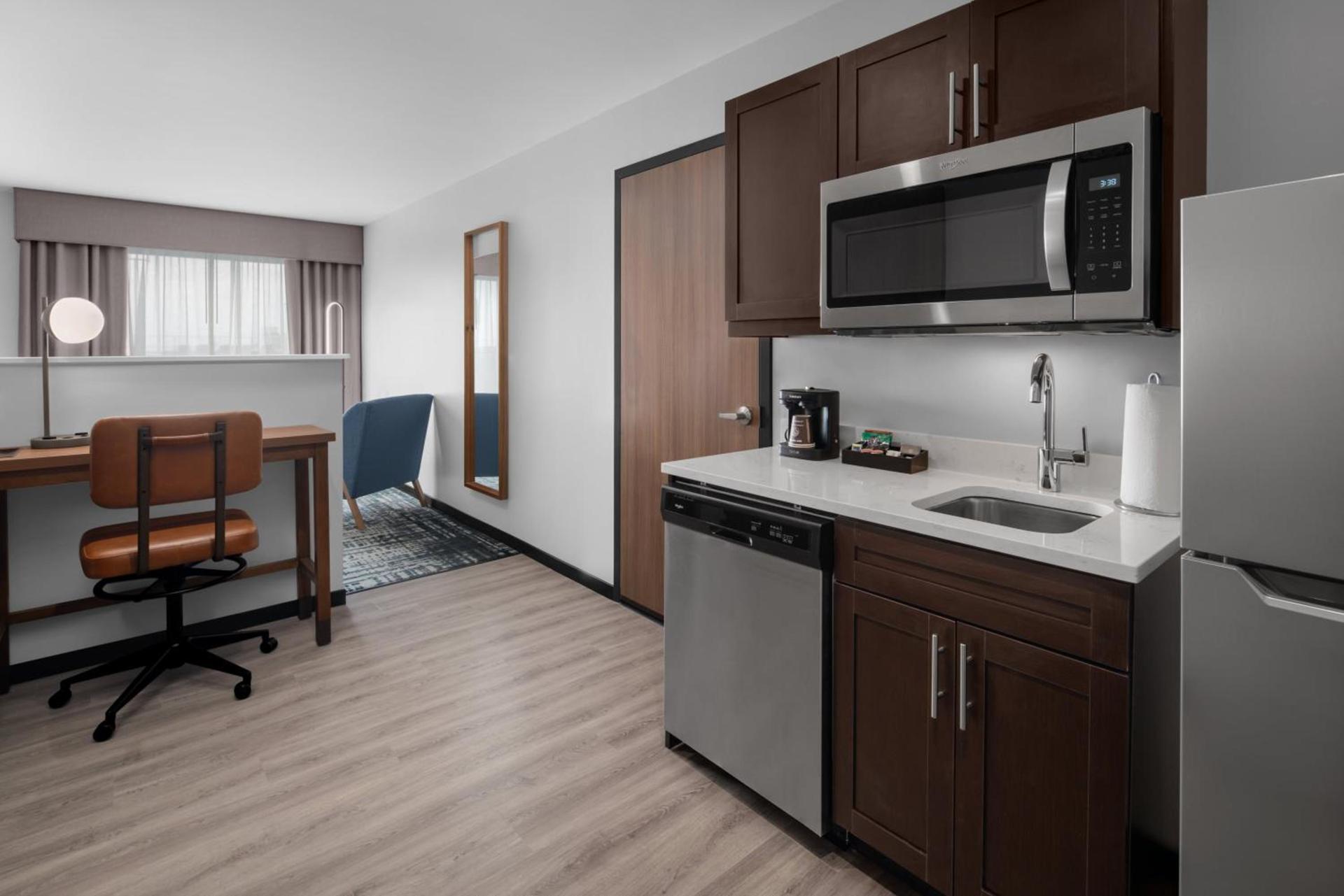Homewood Suites By Hilton Charlotte Uptown First Ward photo 46
