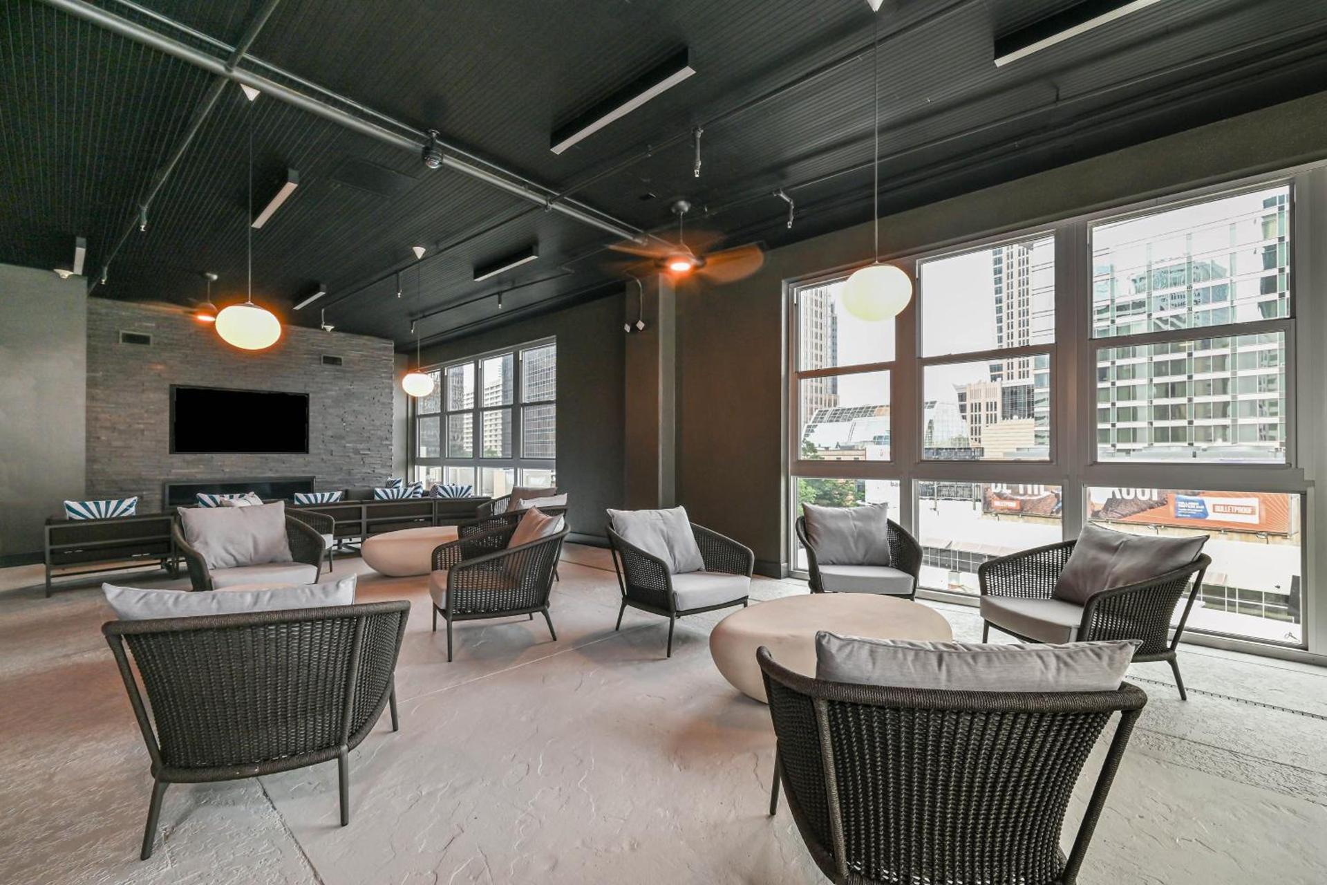 Aloft by Marriott Charlotte City Center photo 22