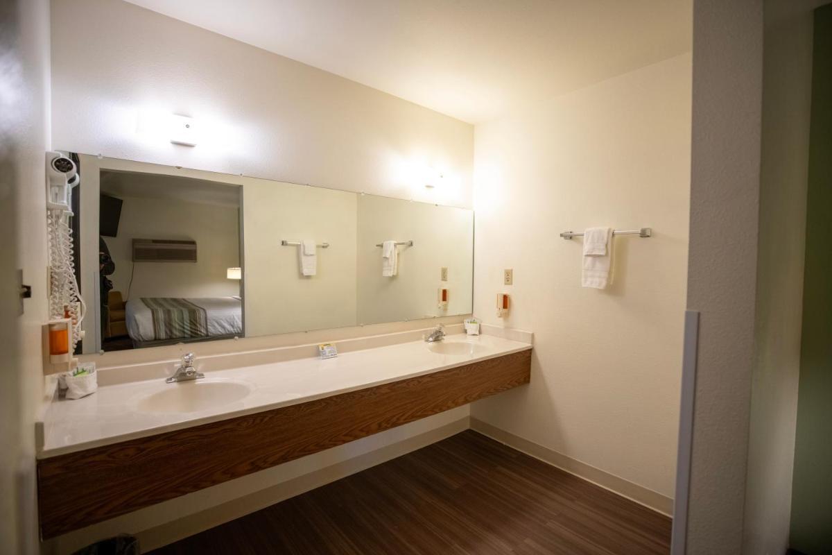 Mountain Vista Hotel photo 20