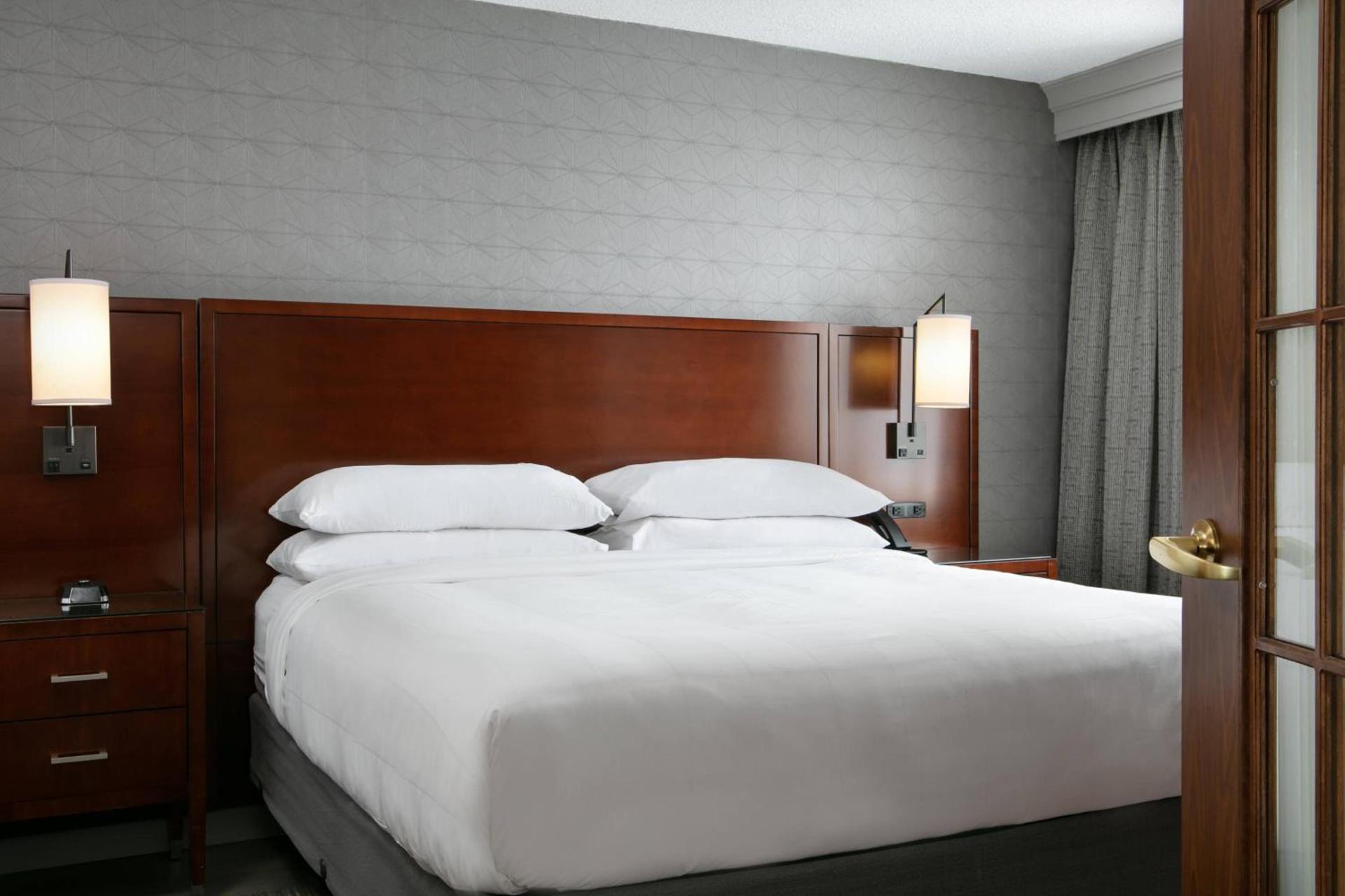 West Des Moines Marriott photo 13