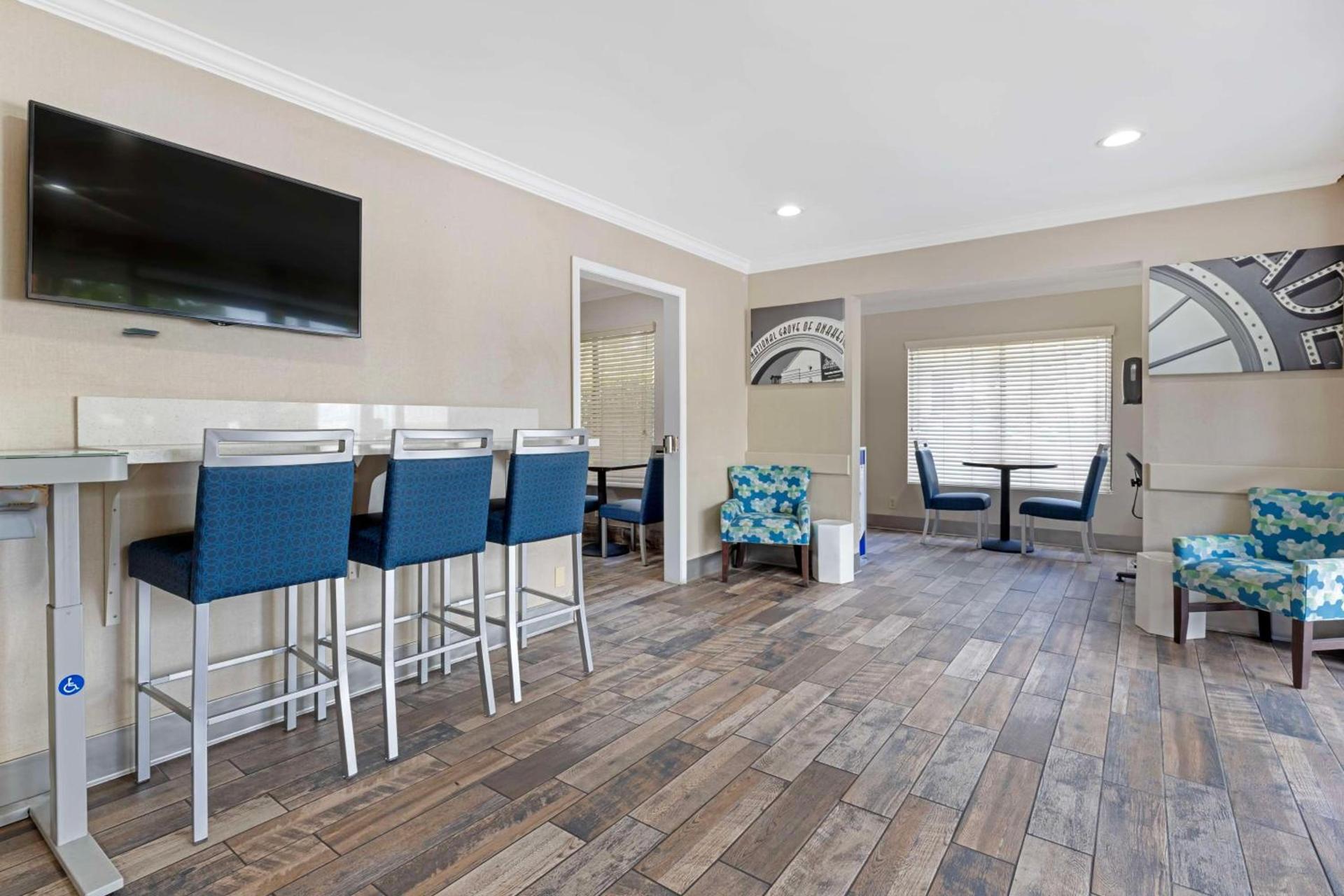 Best Western Courtesy Hotel - Anaheim Resort Amusement Park photo 4