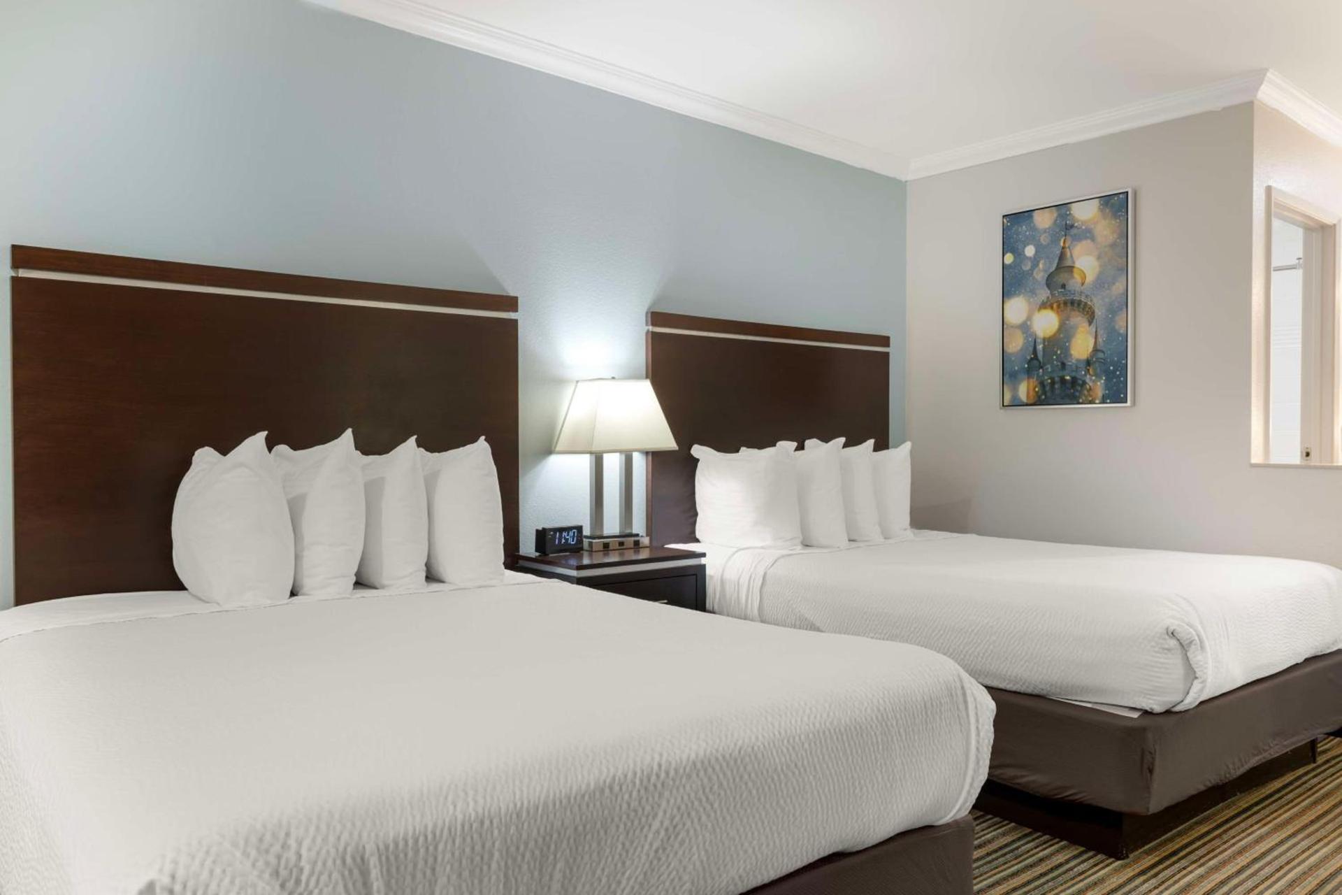 Best Western Courtesy Hotel - Anaheim Resort Amusement Park photo 13