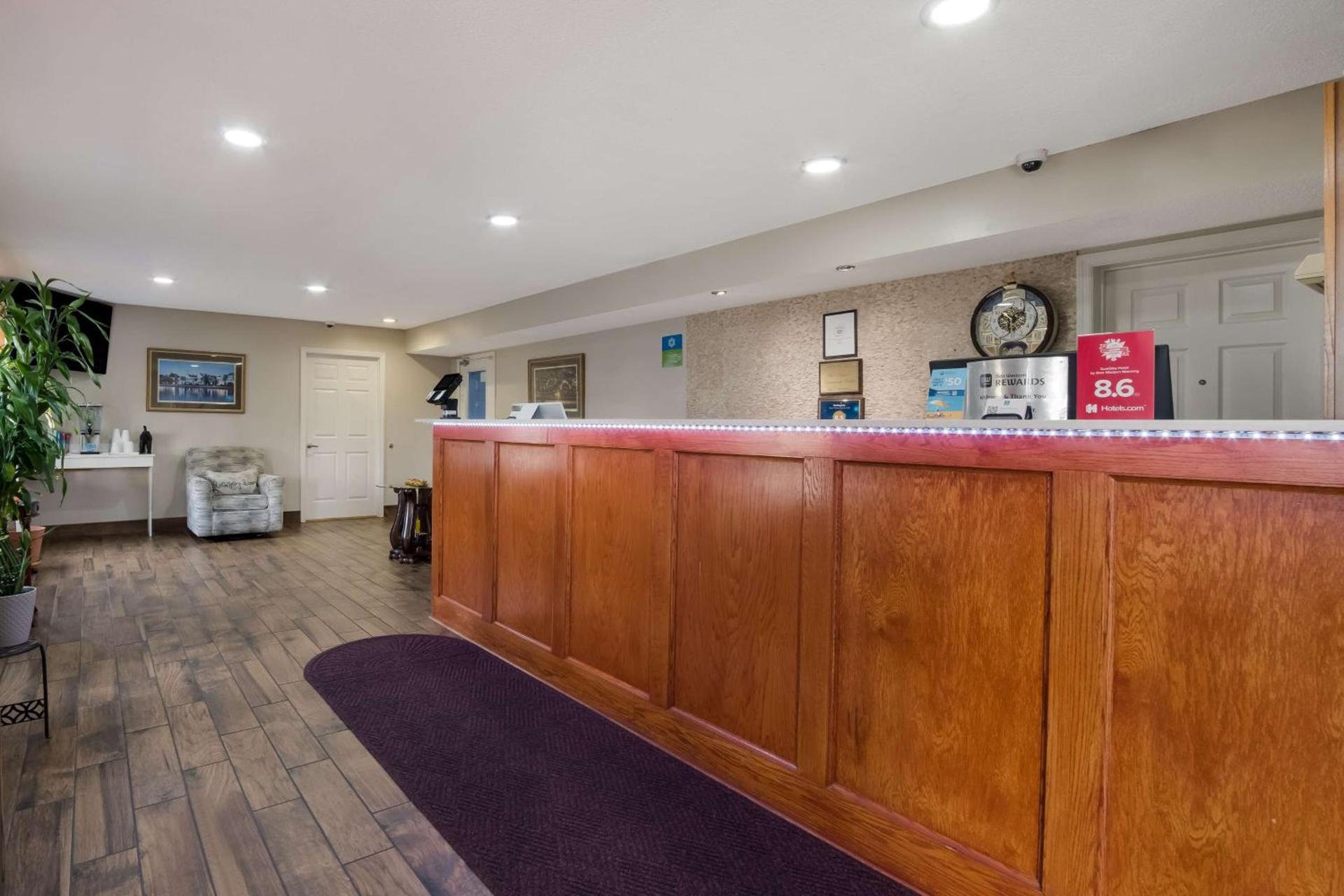 SureStay Hotel by Best Western Manning photo 33