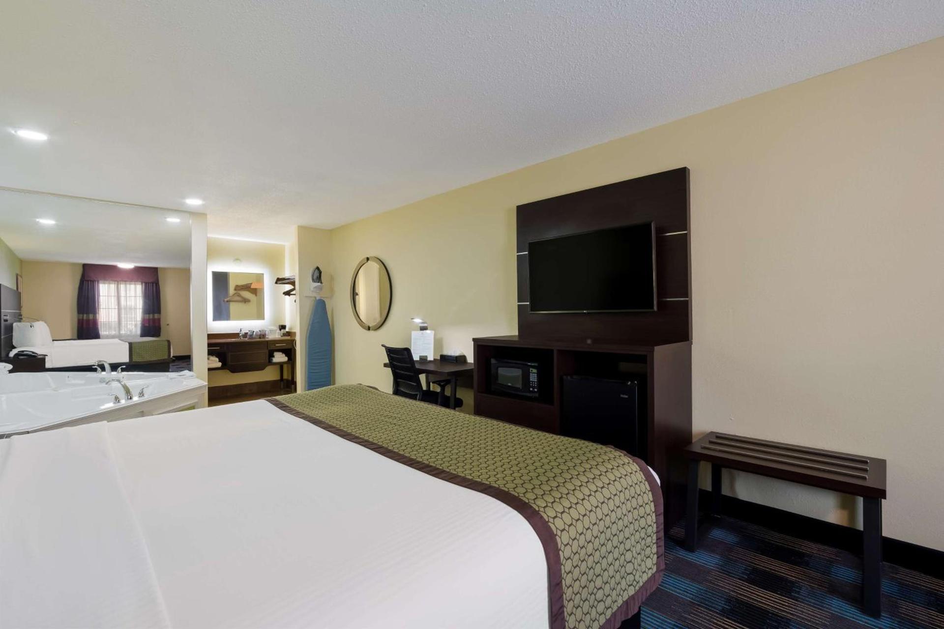 SureStay Hotel by Best Western Manning photo 12