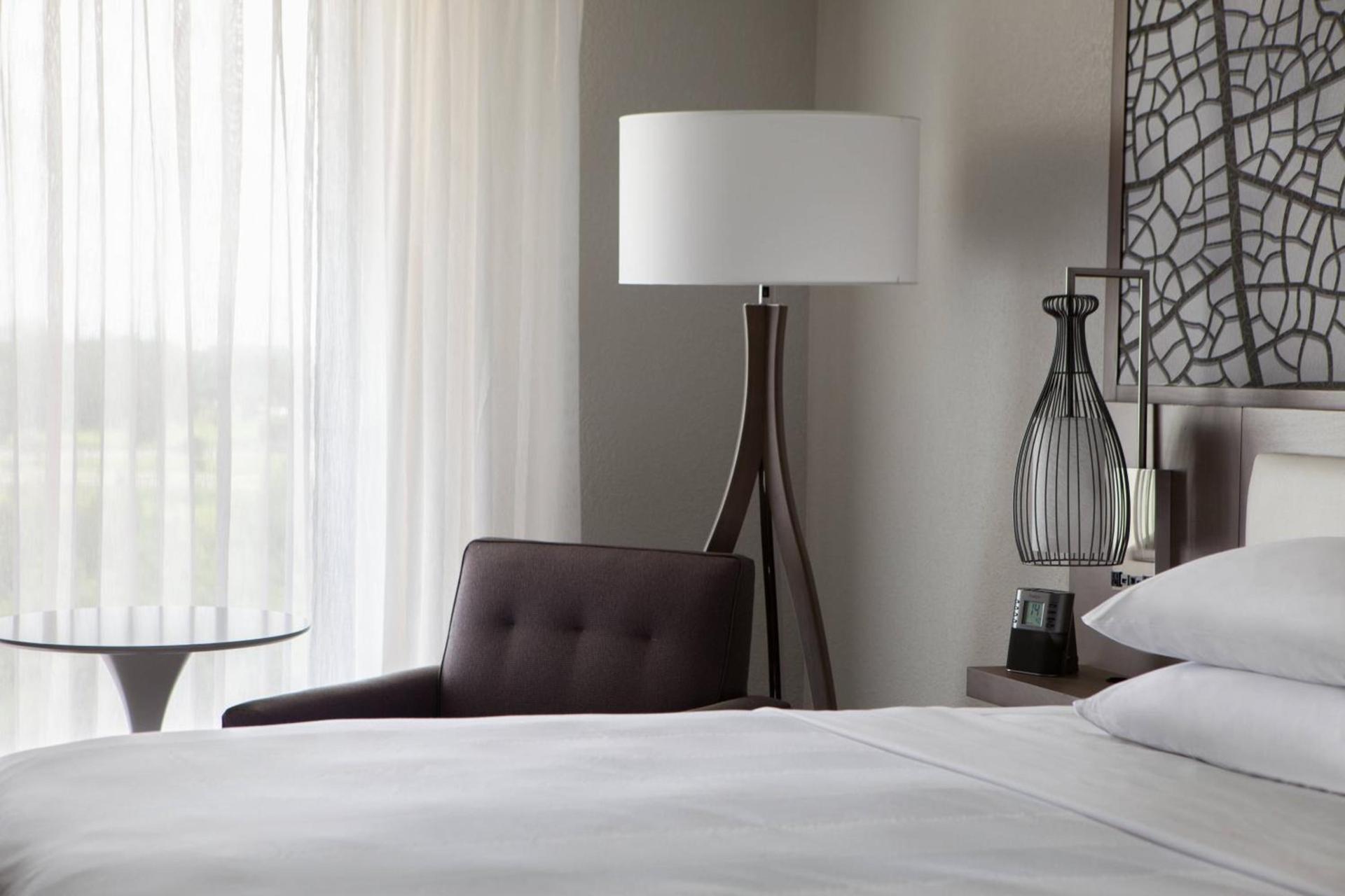 Marriott Orlando Airport Lakeside photo 15