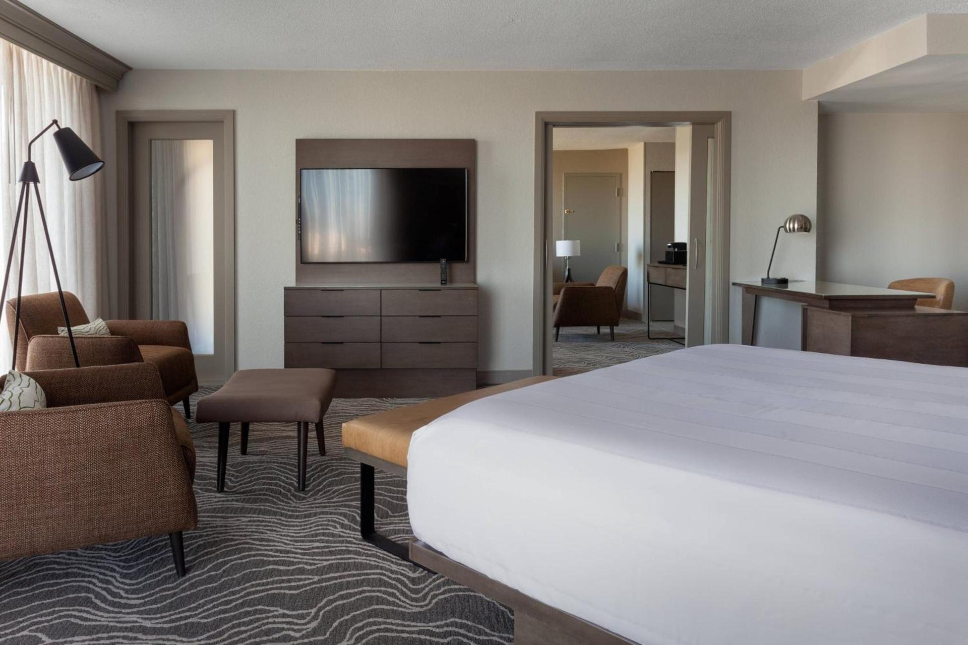 Marriott Orlando Airport Lakeside photo 23