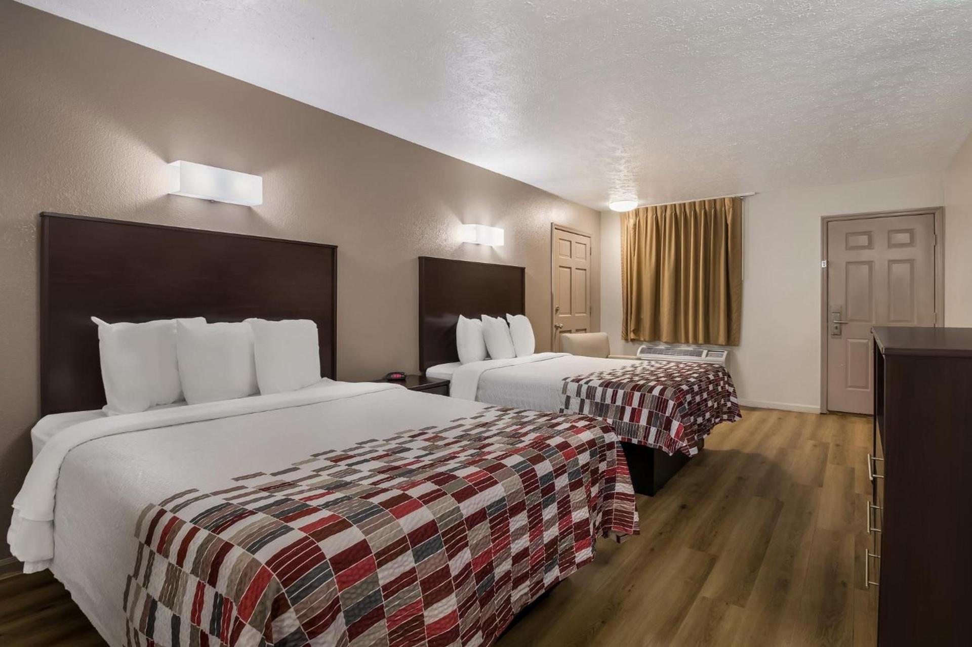 Red Roof Inn Crossville photo 32