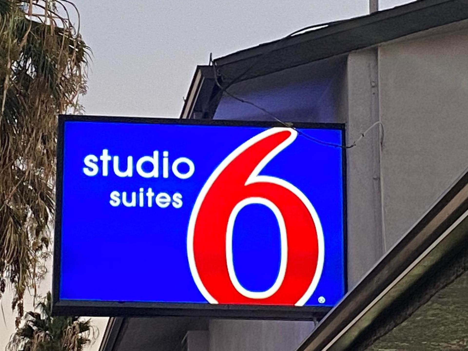Studio 6 Suites San Bernardino, CA photo 36