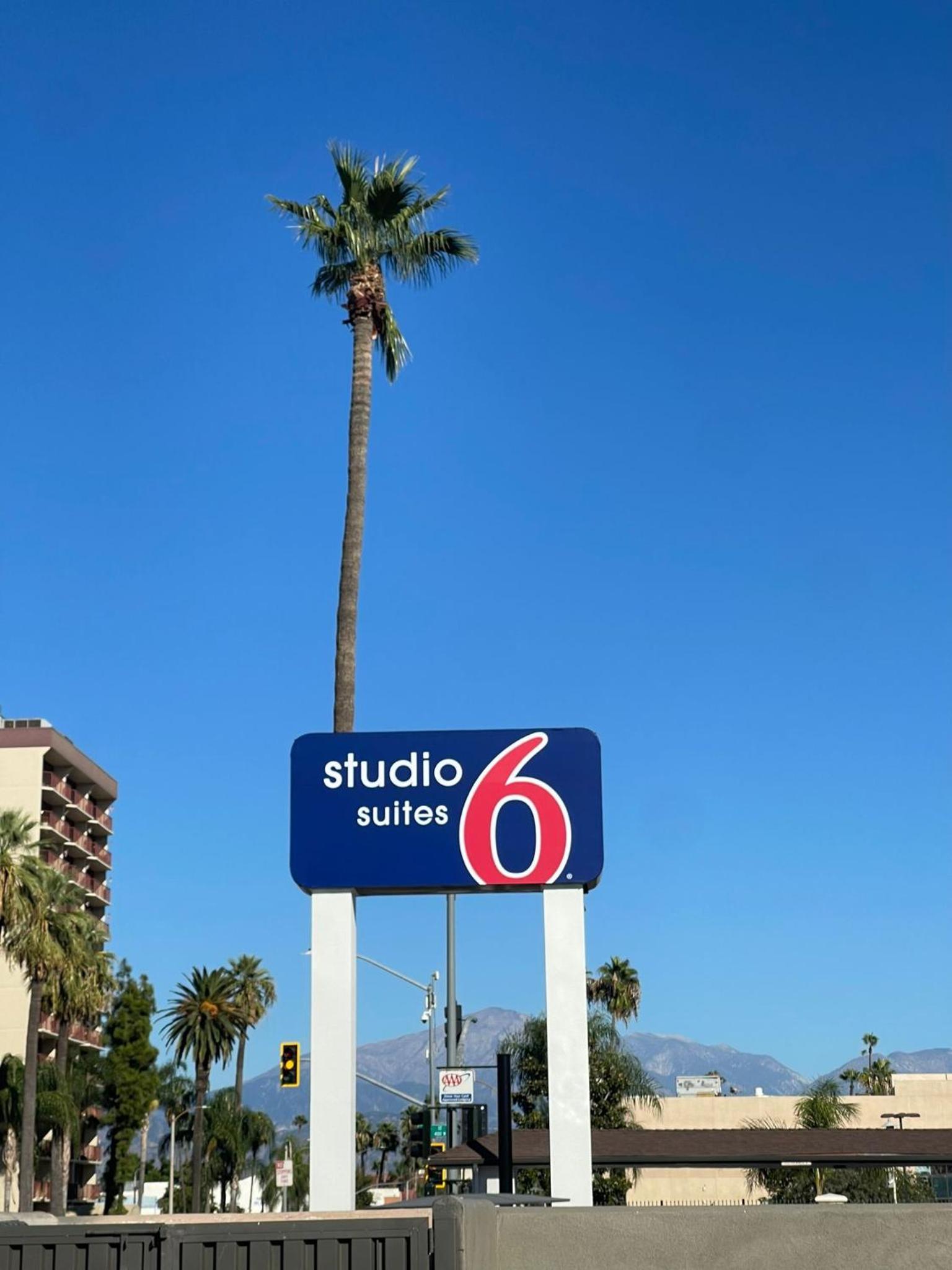 Studio 6 Suites San Bernardino, CA photo 40