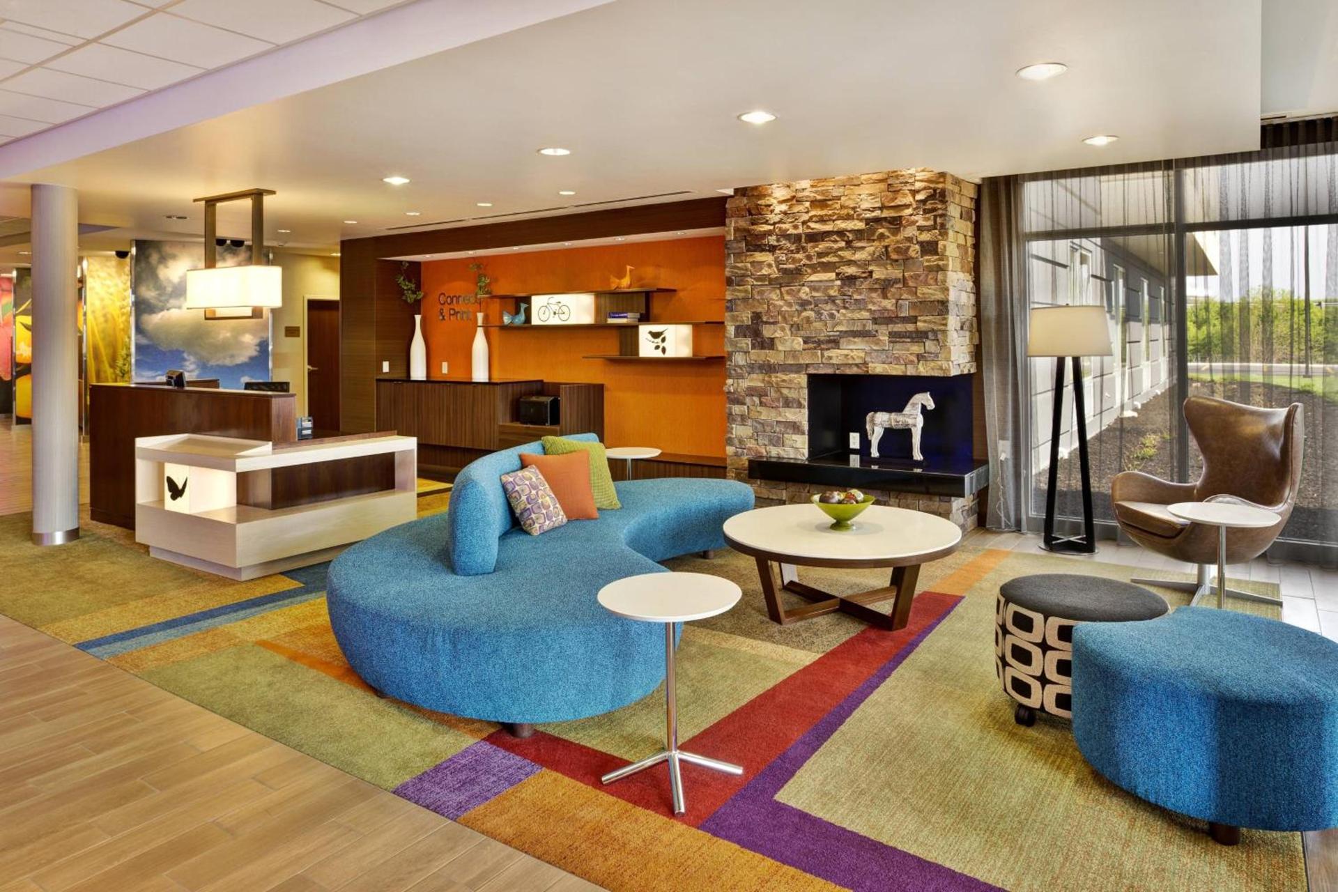 Fairfield Inn & Suites by Marriott Jeffersonville I-71 photo 2