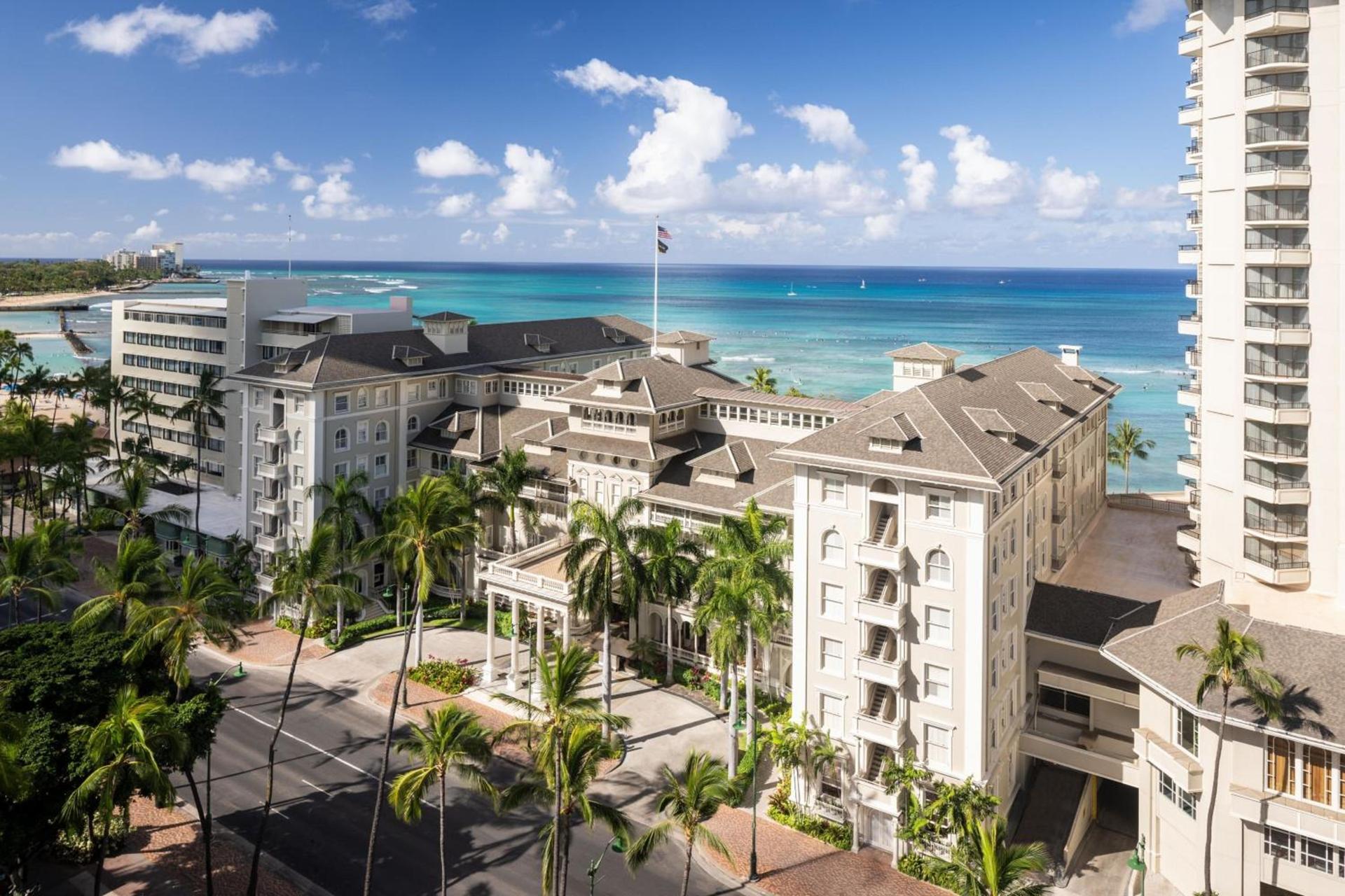 Moana Surfrider, A Westin Resort & Spa, Waikiki Beach photo 3